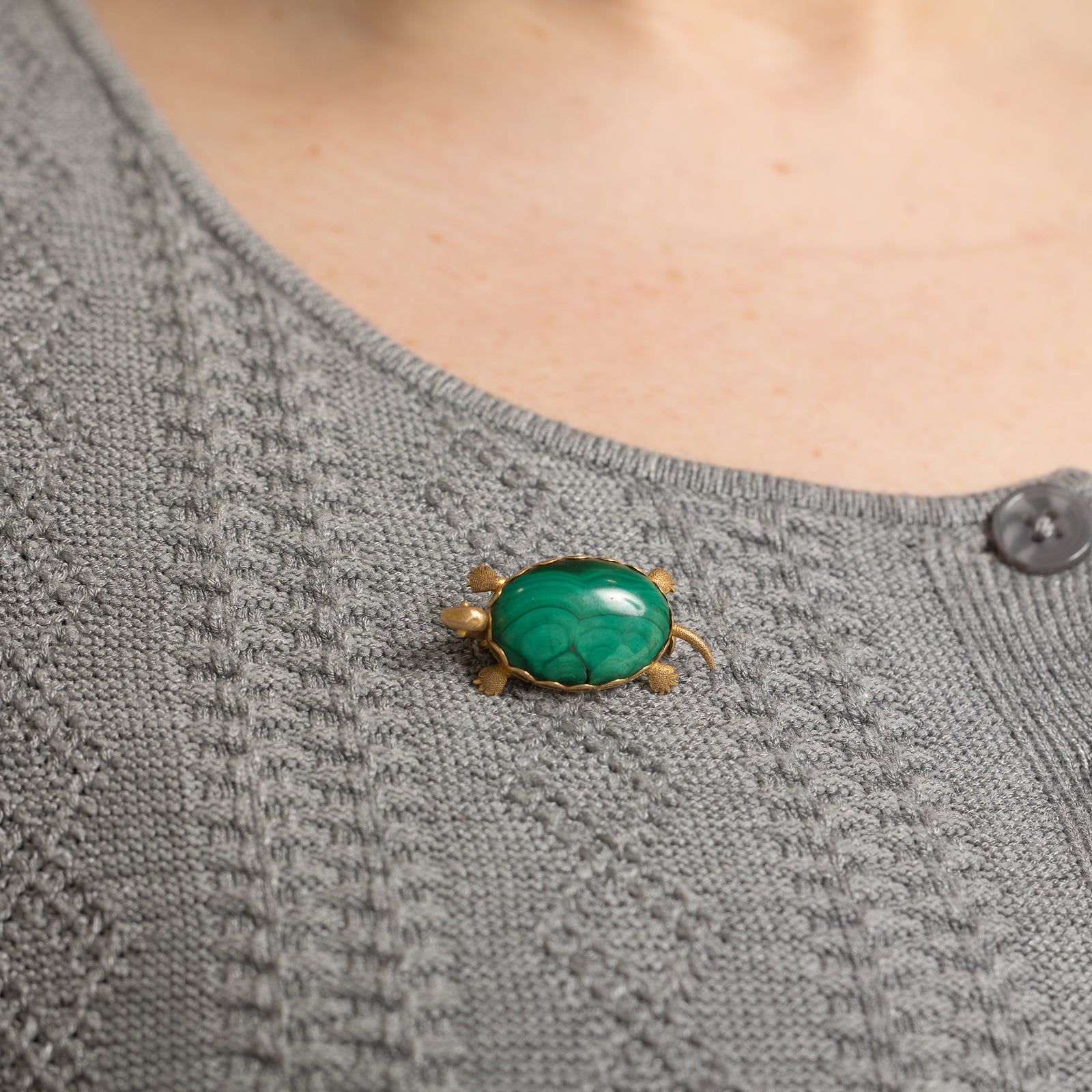 14K Malachite Turtle Brooch | 15.00ct