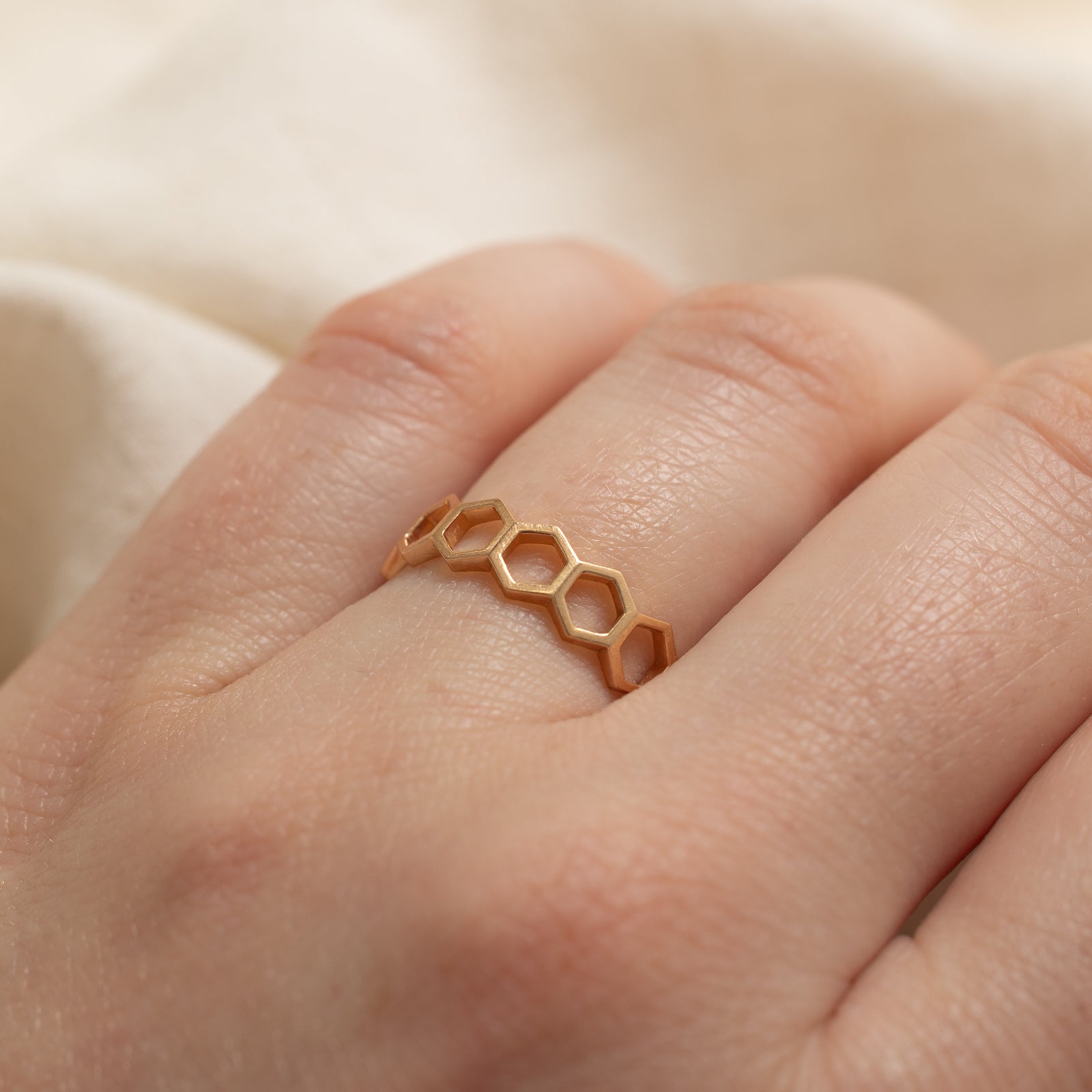 'Birks' Rose Gold Bee Chic Ring | 5.10mm | SZ 6.25