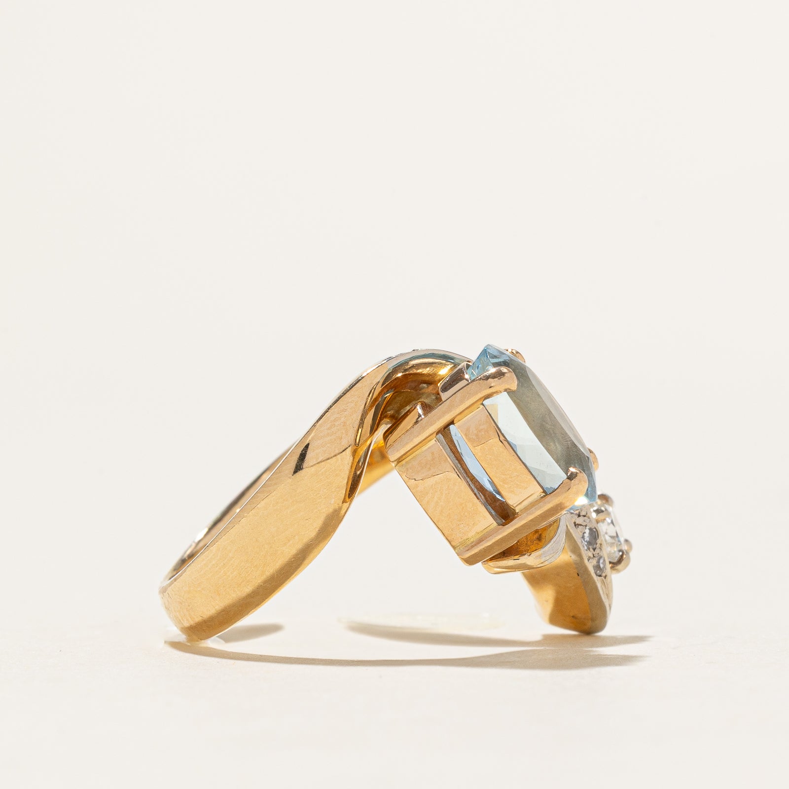 Aquamarine & Diamond Cocktail Ring | 2.00ct, 0.41ctw | SZ 6