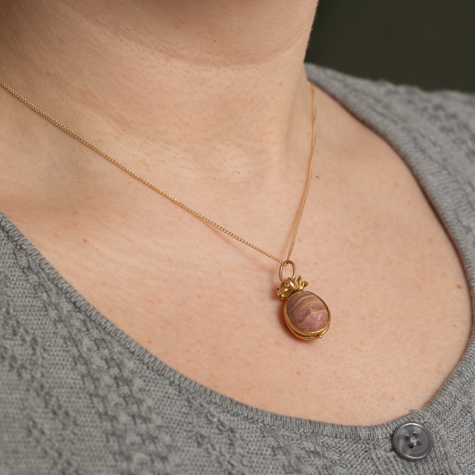 'Cavelti' Rhodochrosite Egg Charm | 22.00ct