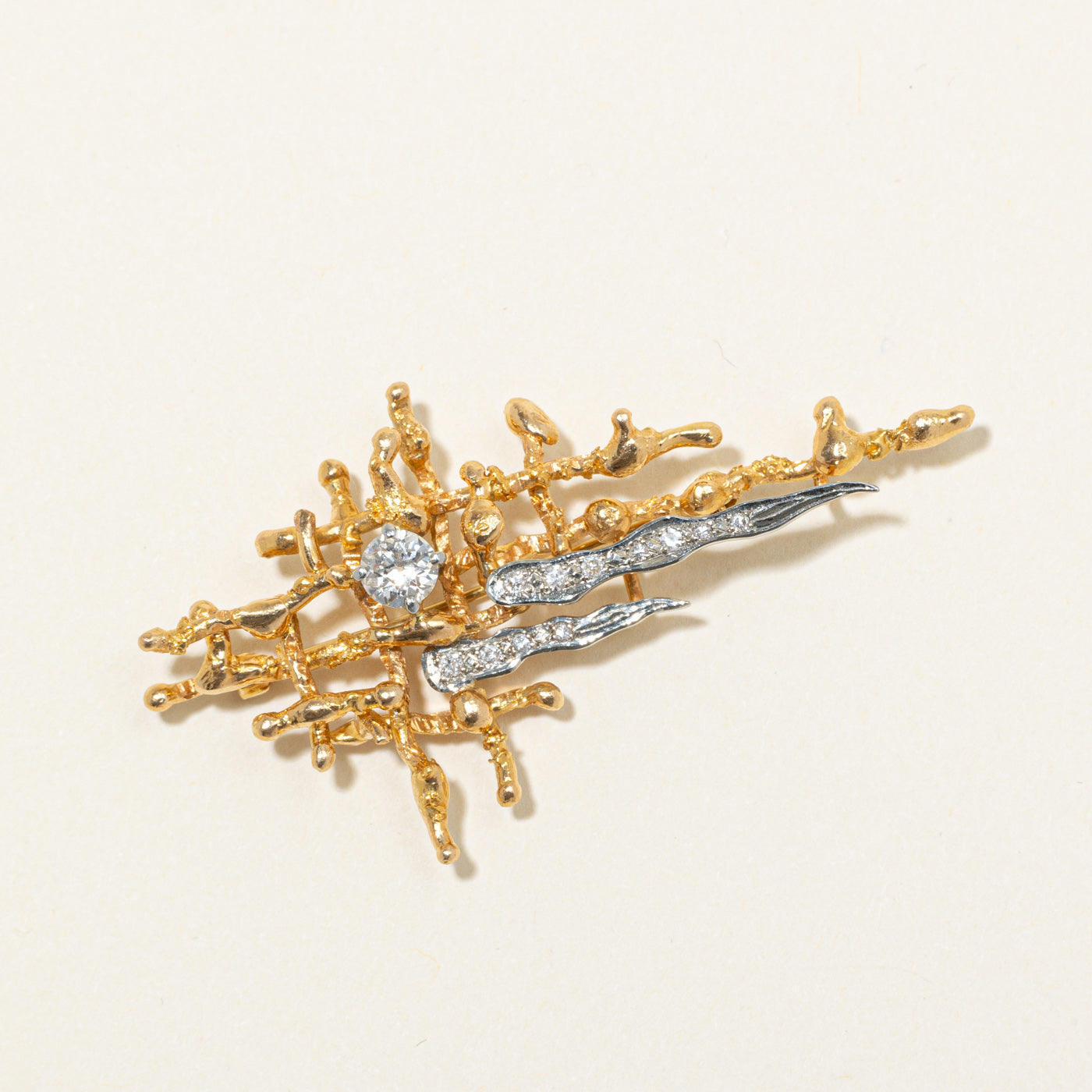 'Cavelti' 18K Diamond Textured Abstract Brooch | 0.74ctw