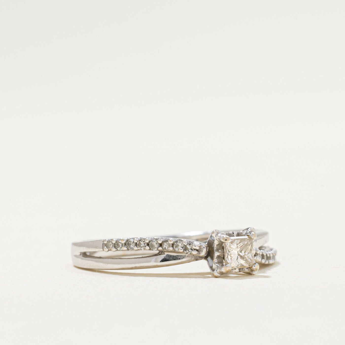 Illusion Set Set Diamond Cross Over Ring | 0.23ctw | SZ 6
