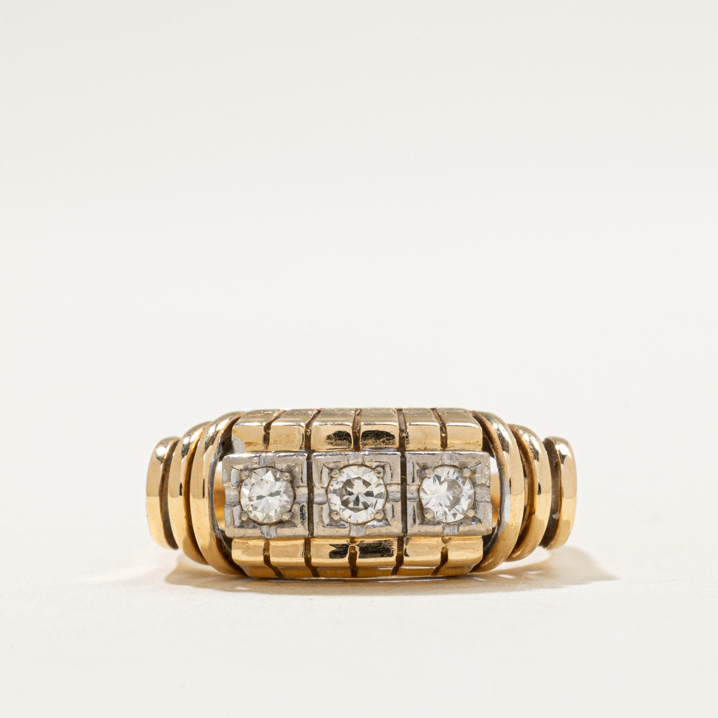 Three Stone Diamond Grooved Ring | 0.23ctw | SZ 7.75