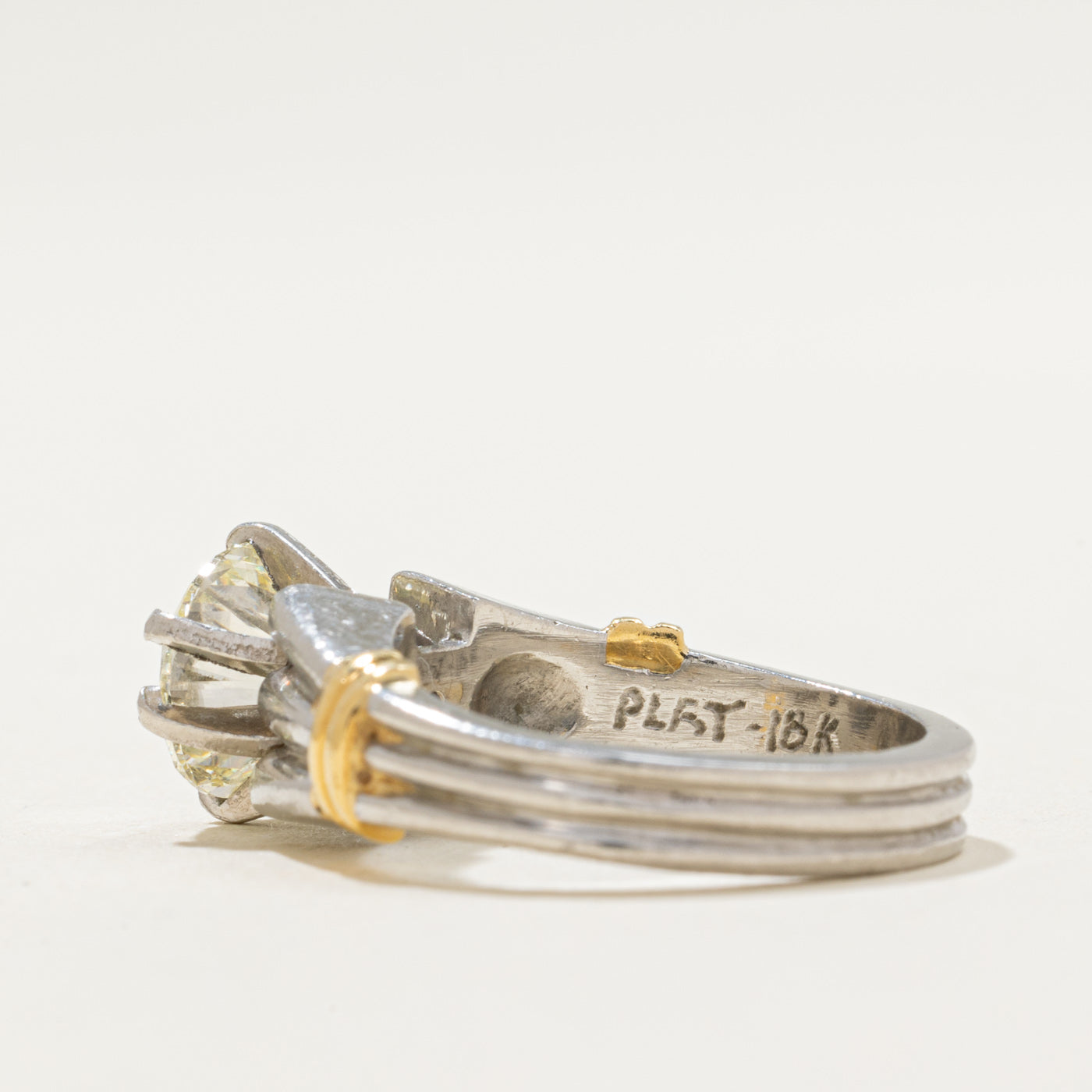 Bague de fiançailles solitaire en diamant | 1,55 ct VVS2 J/K | Taille 4