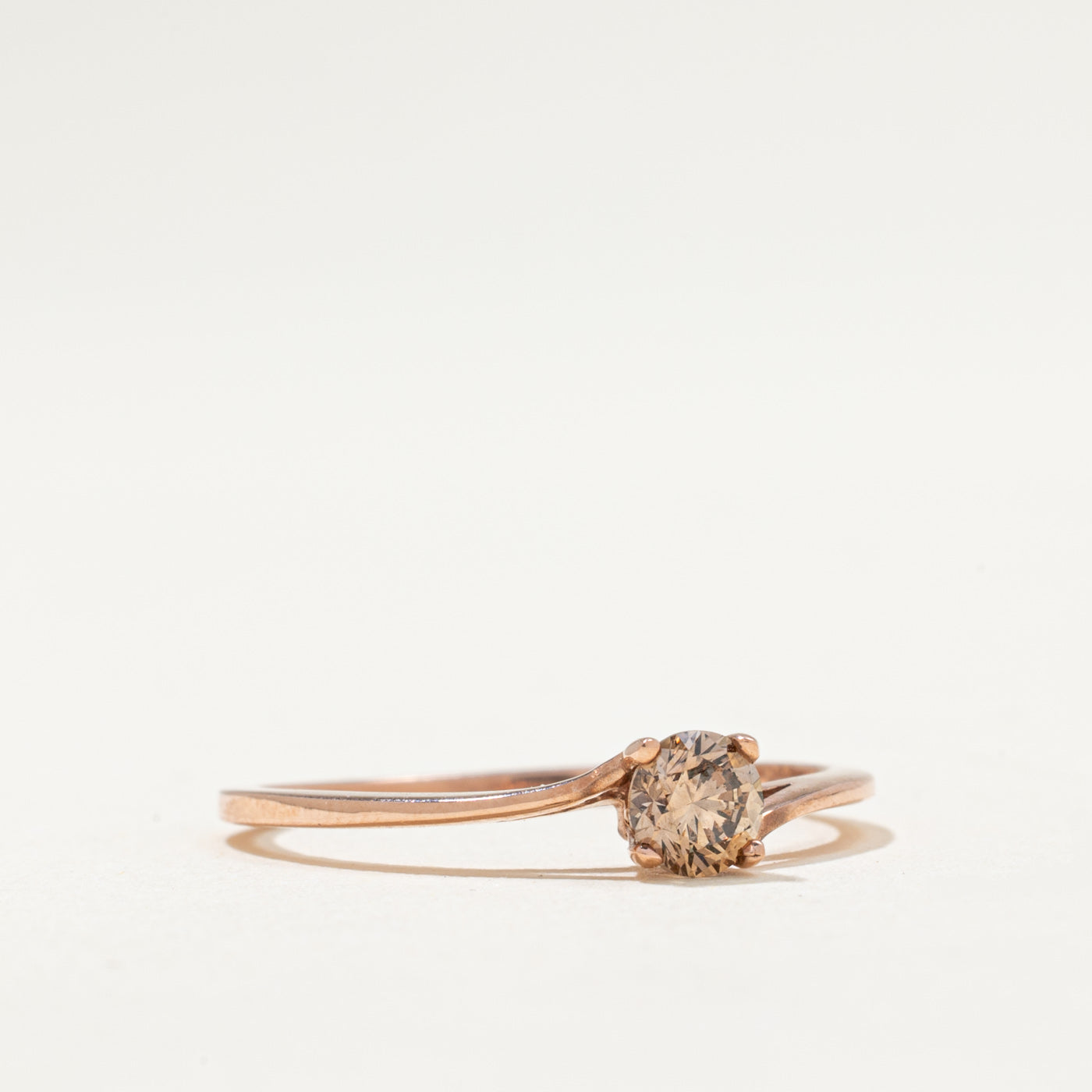 Bague solitaire en or rose et diamant brun, taille 6,75 | 0,29 ct | Taille 6,75