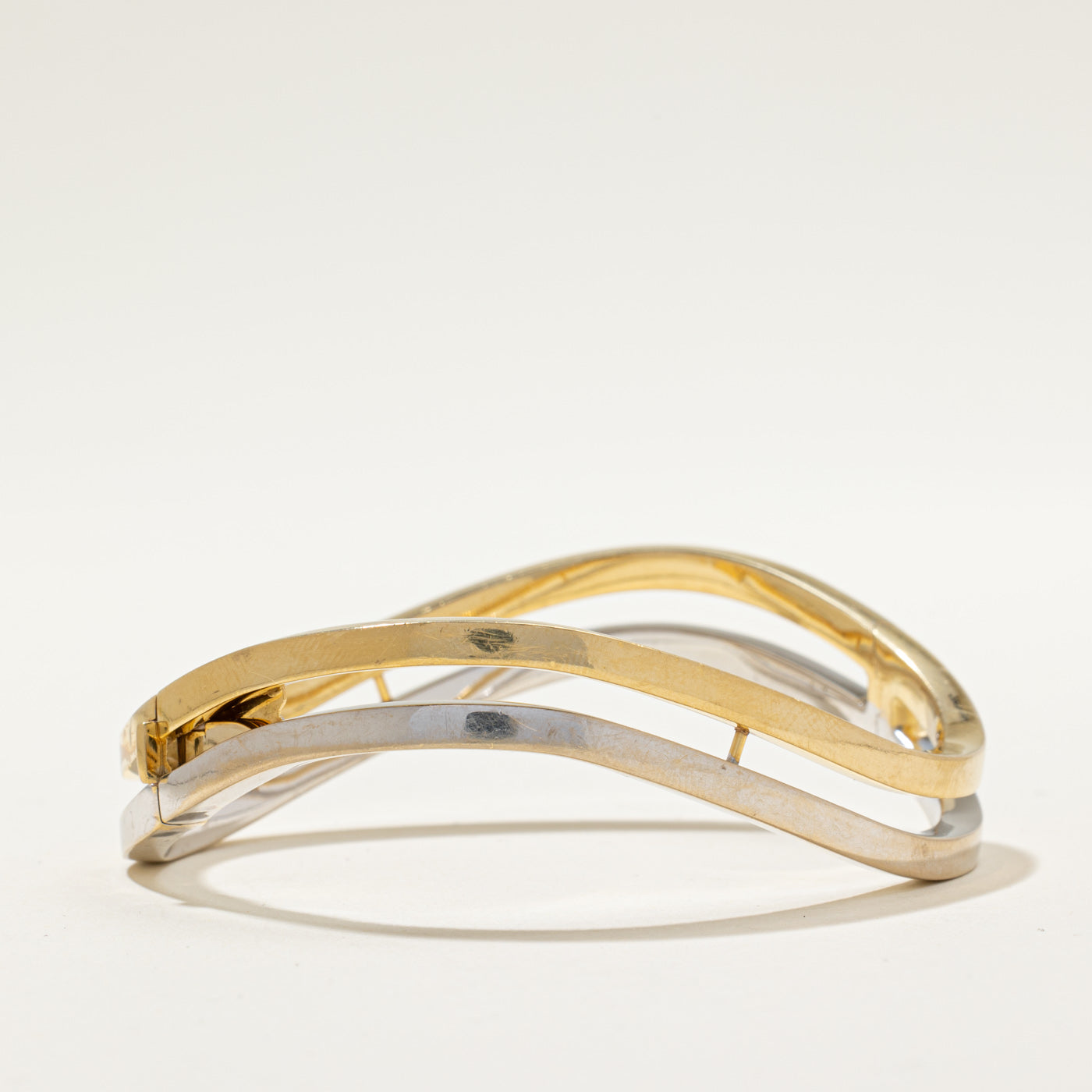 'Birks' 18k Two Tone Gold Wave Bangle Bracelet | 7"