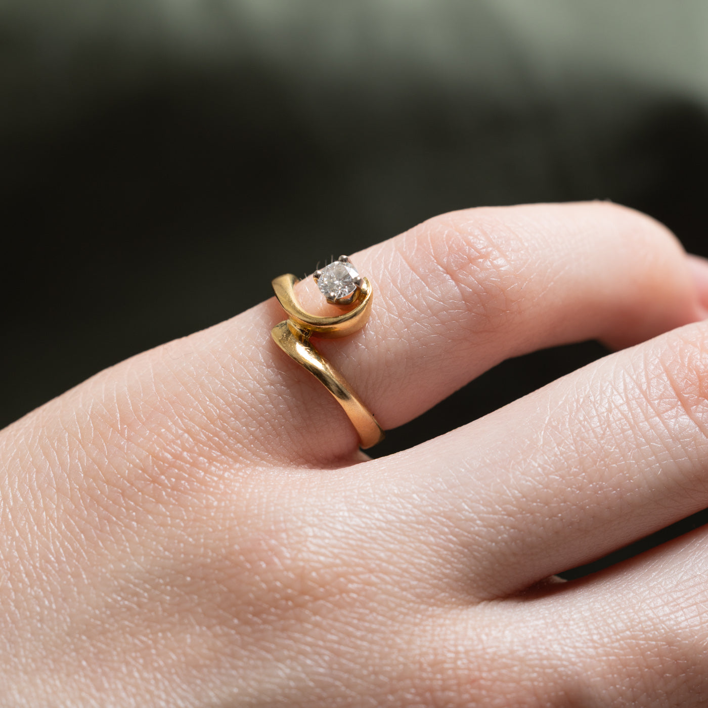 'Cavelti' Diamond Swirl Bypass Ring | 0.18ct | SZ 3.25