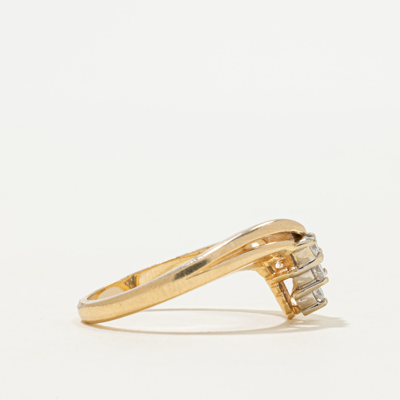 Diamond Triangle Cluster Chevron Ring | 0.16ctw | SZ 6.5
