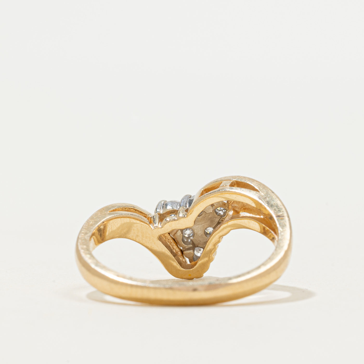 Diamond Triangle Cluster Chevron Ring | 0.16ctw | SZ 6.5