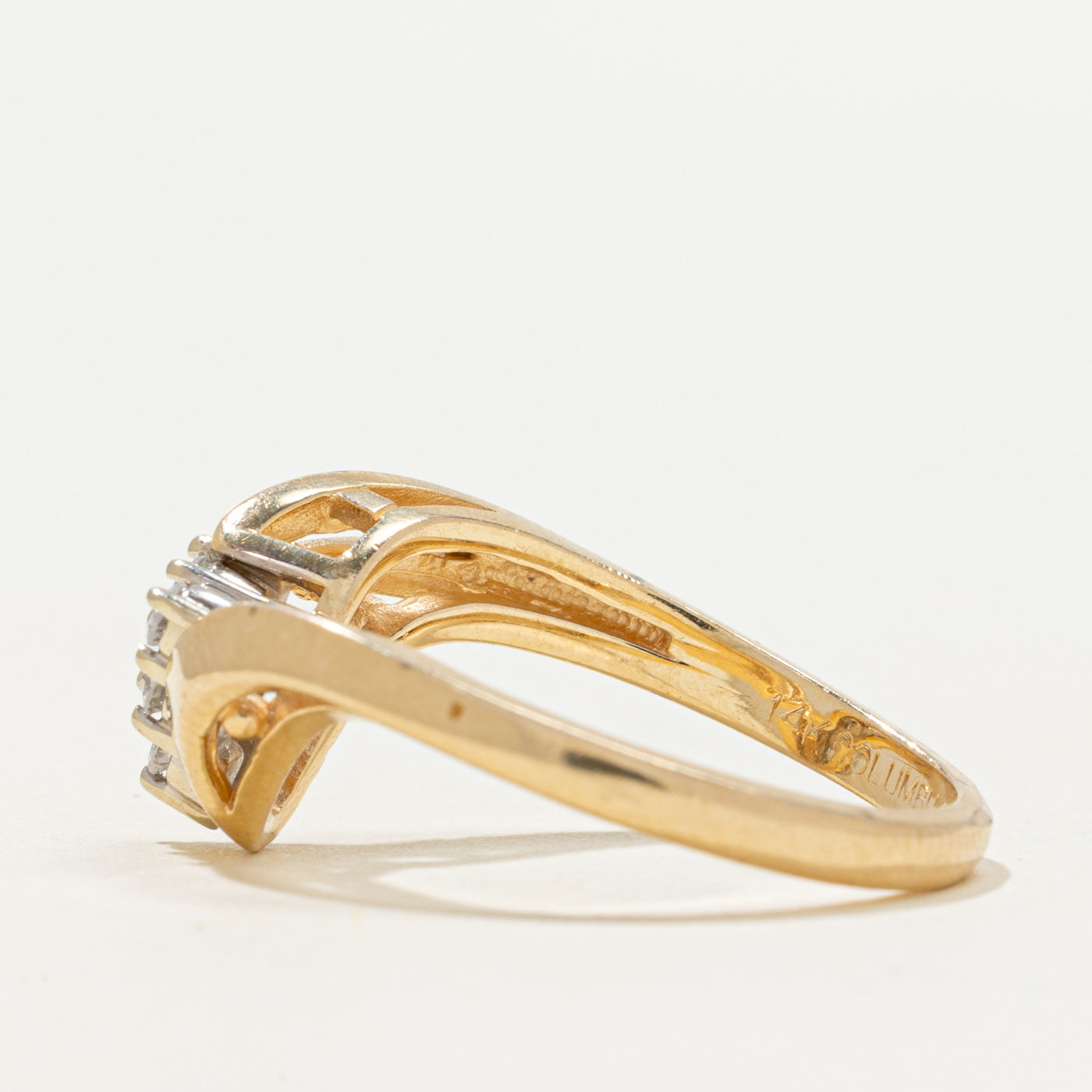 Diamond Triangle Cluster Chevron Ring | 0.16ctw | SZ 6.5