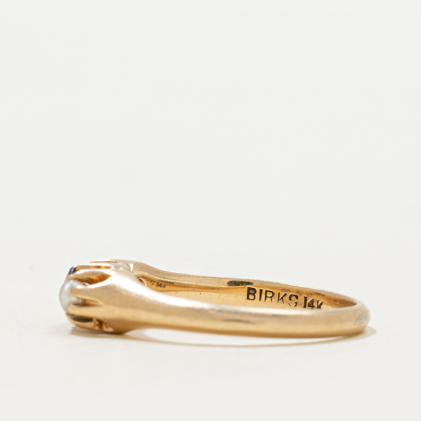 'Birks' Belcher Set Garnet & Pearl Pinky Ring | 0.95ct | SZ 3.5