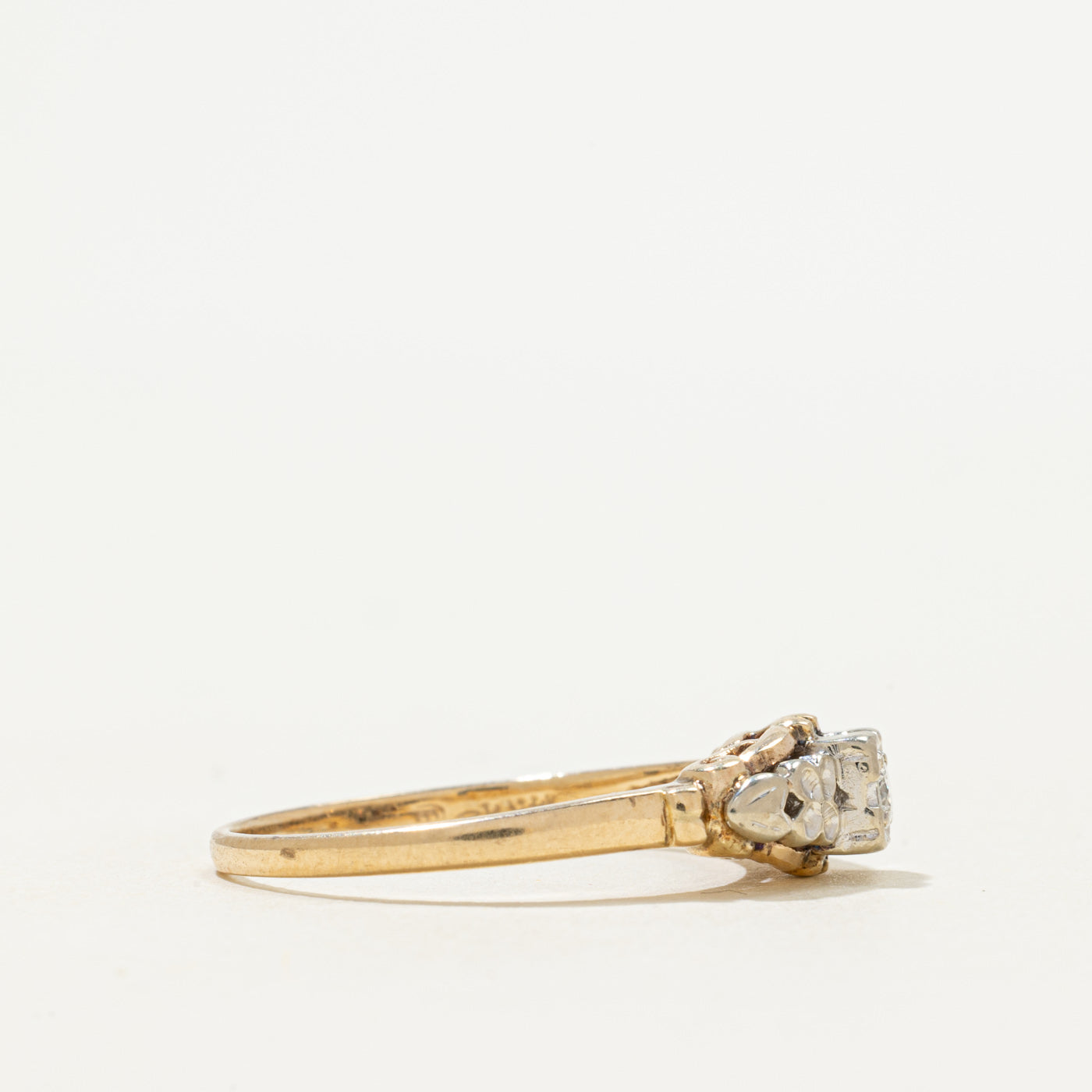 Vintage Solitaire Diamond Petite Ring | 0.09ct | SZ 8