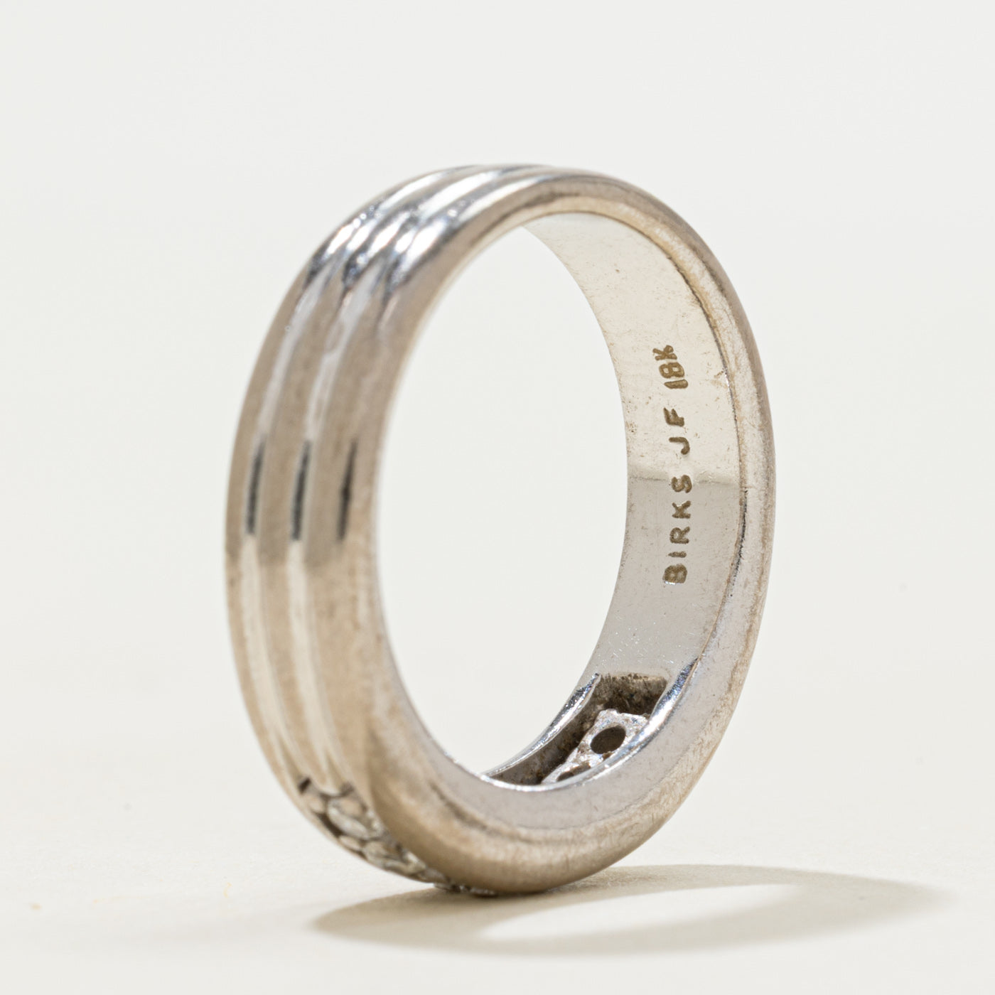 'Birks' 18k Seven Stone Diamond Grooved Band | 0.28ctw | 5.10mm | SZ 6.5