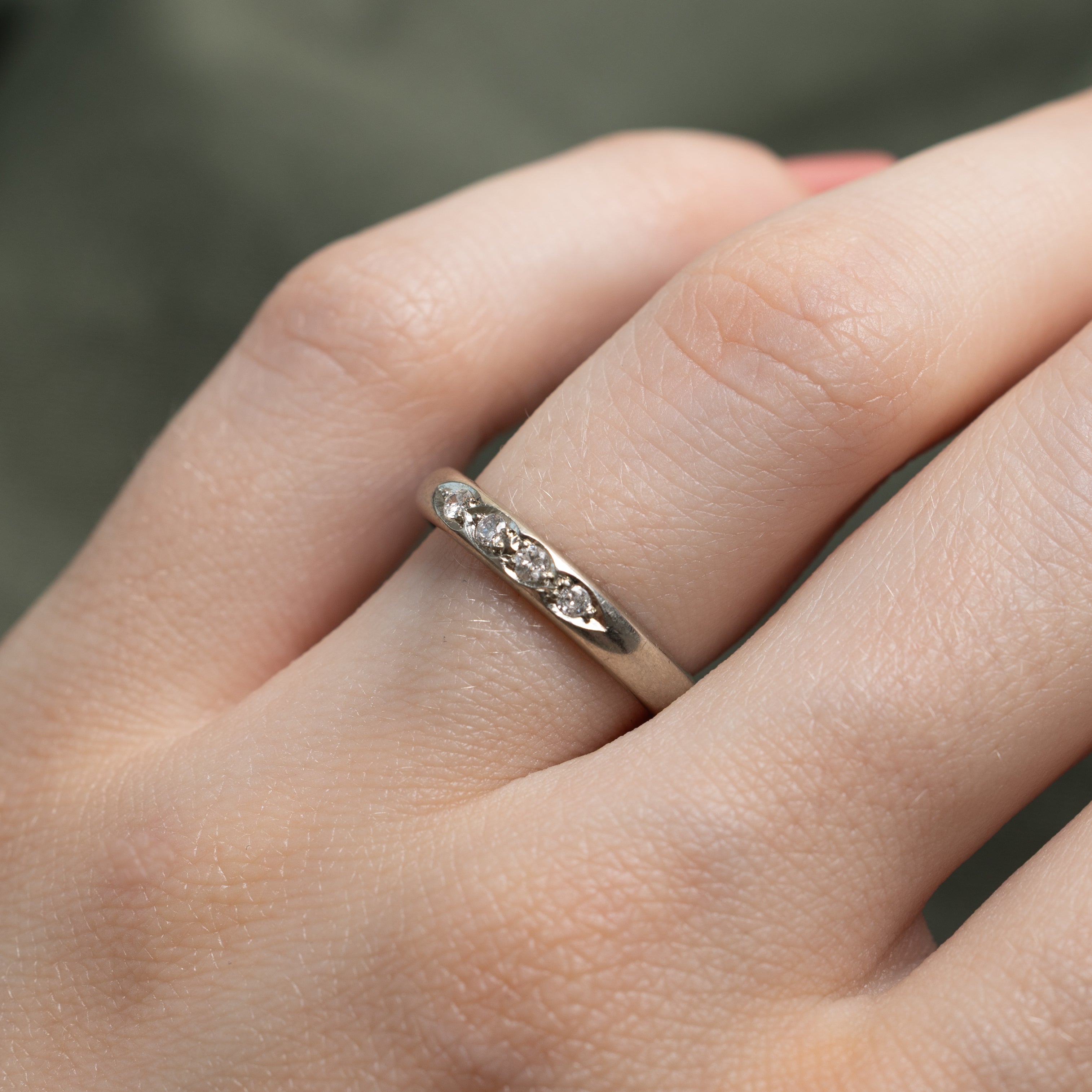 18k Four-Stone Diamond Band | 0.04ctw | 3.10mm | SZ 5.75