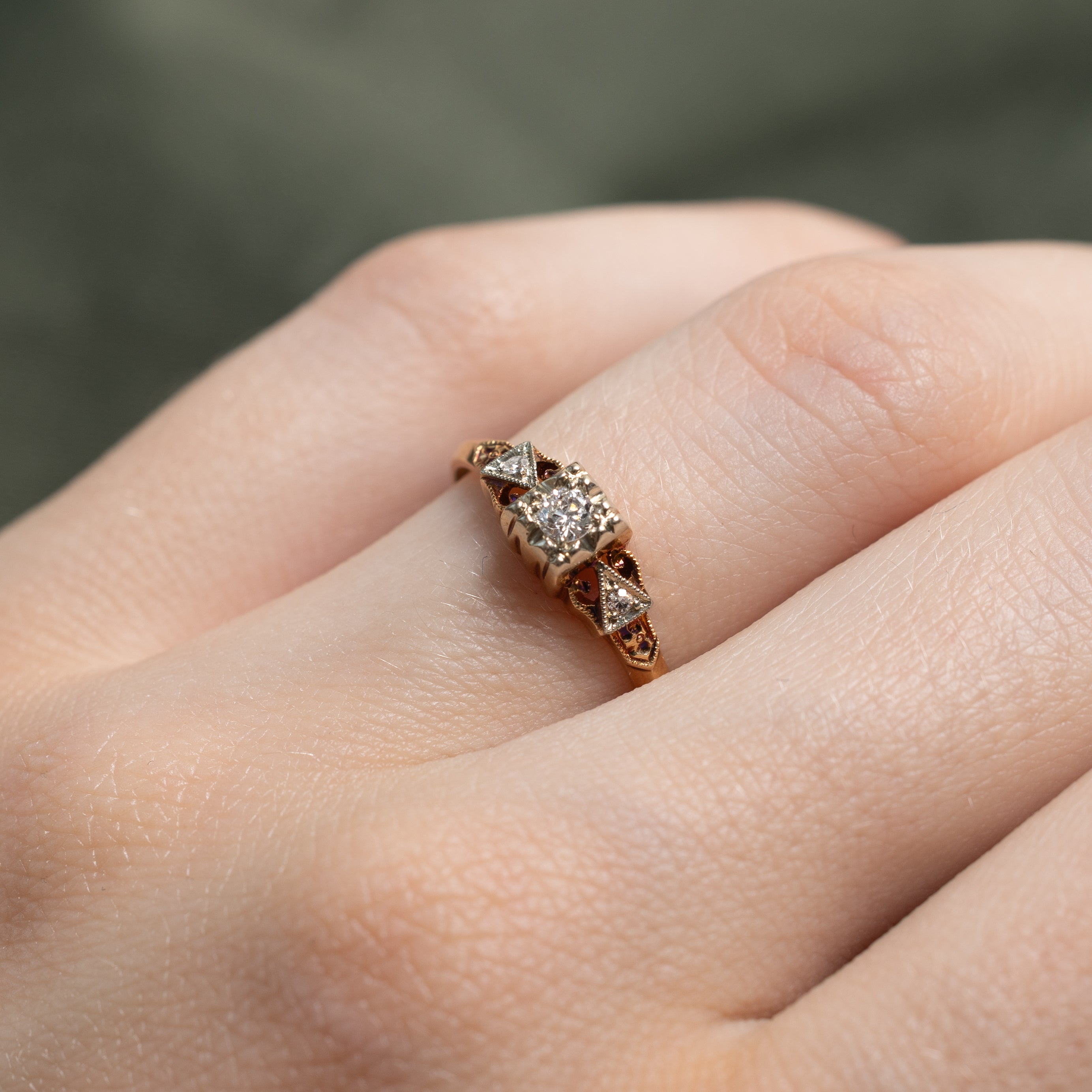 Vintage Diamond Openwork Ring | 0.09ctw | SZ 5.5