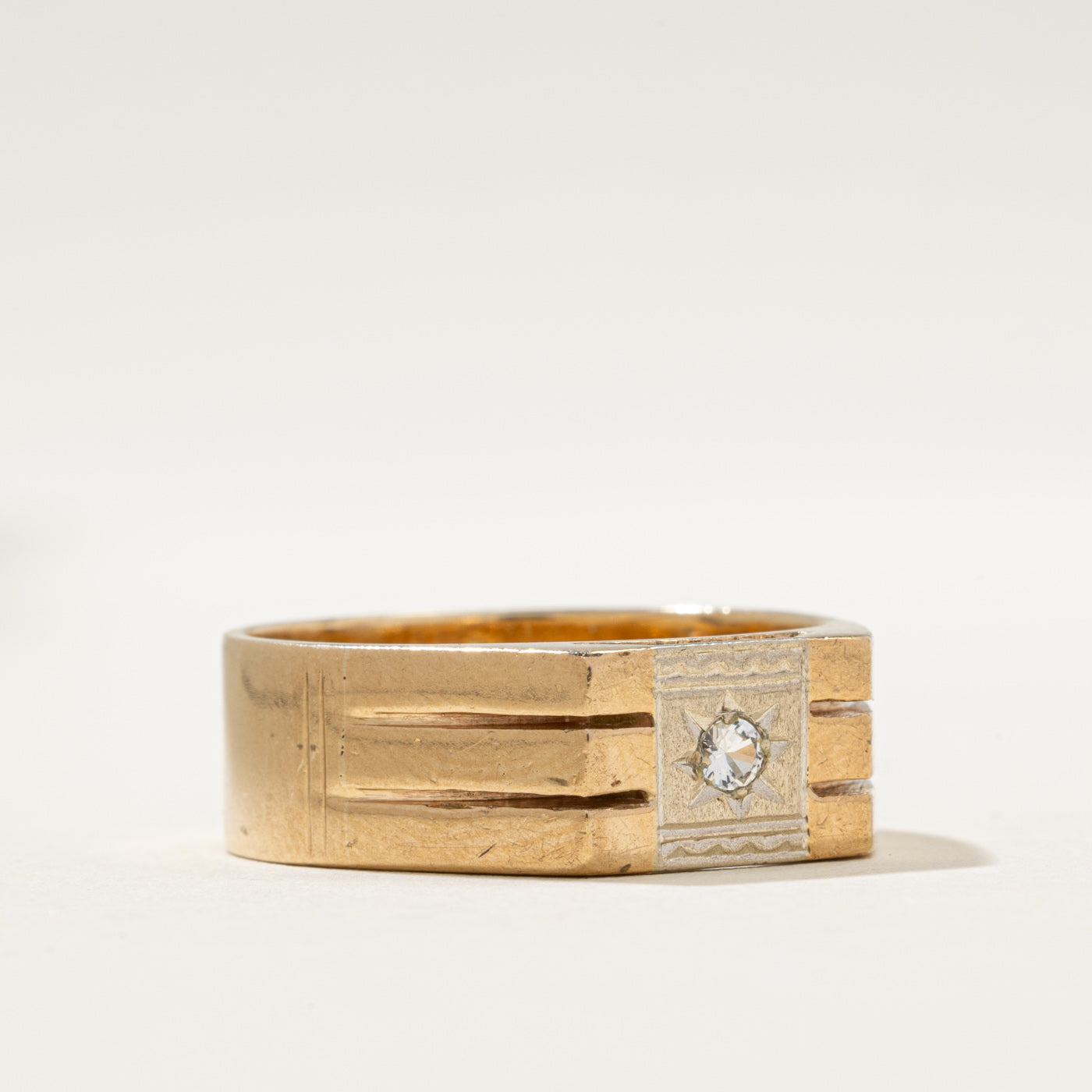 1972 London Synthetic Spinel Ring | 0.06ct | SZ 12.25