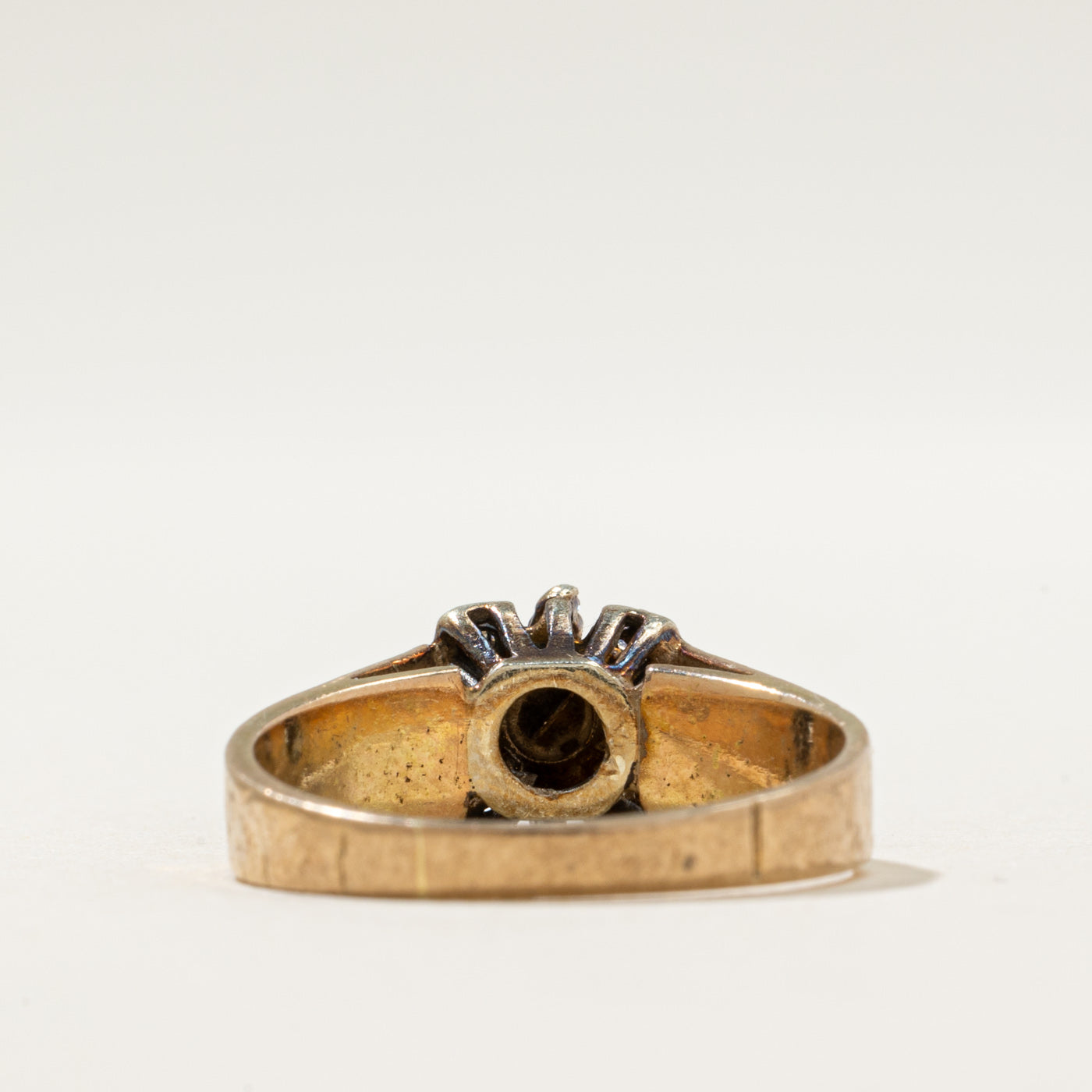 1976 London Diamond Ring | 0.07ctw | SZ 7