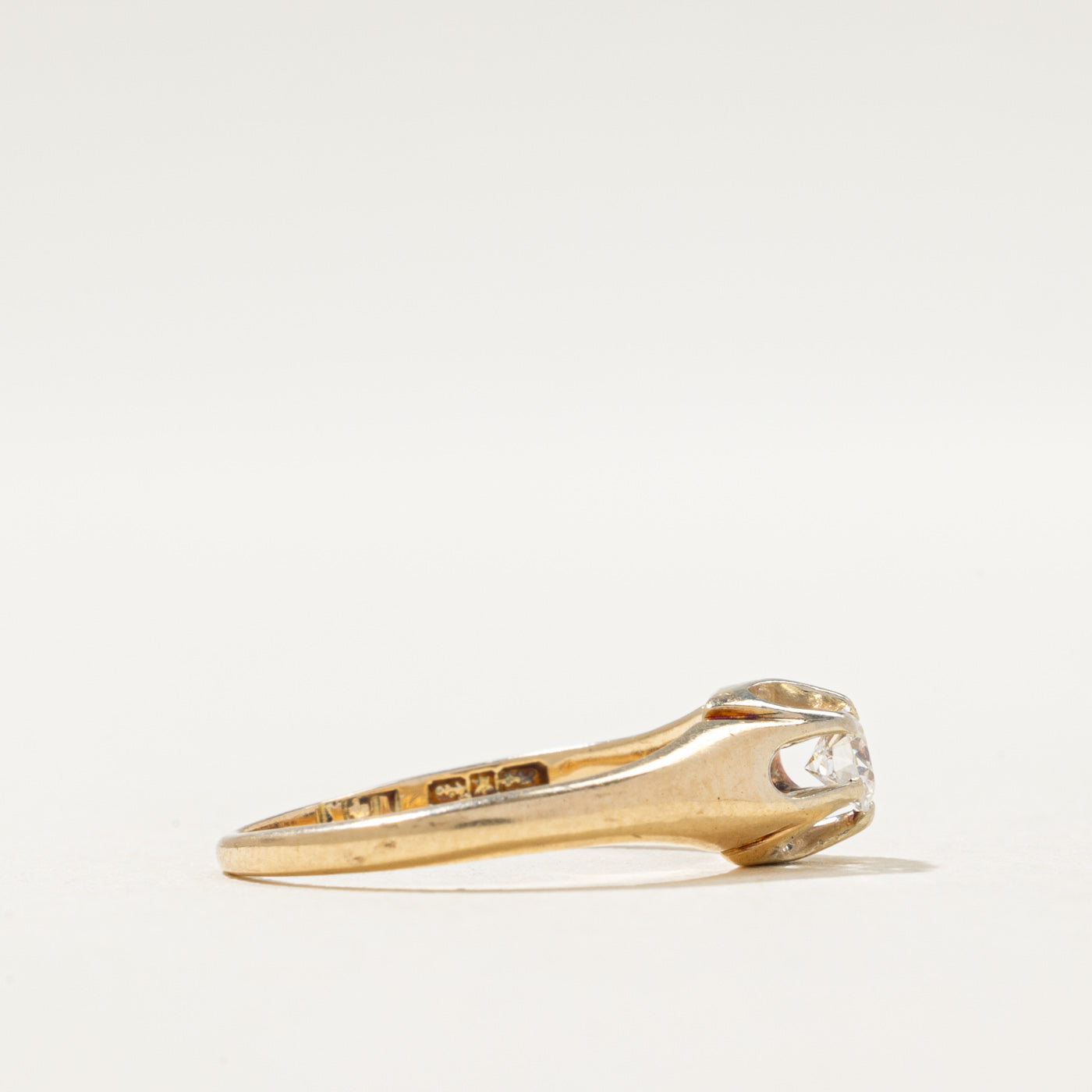 Canadian Pseudo Hallmarked Belcher Set Diamond Ring | 0.13ct | SZ 4