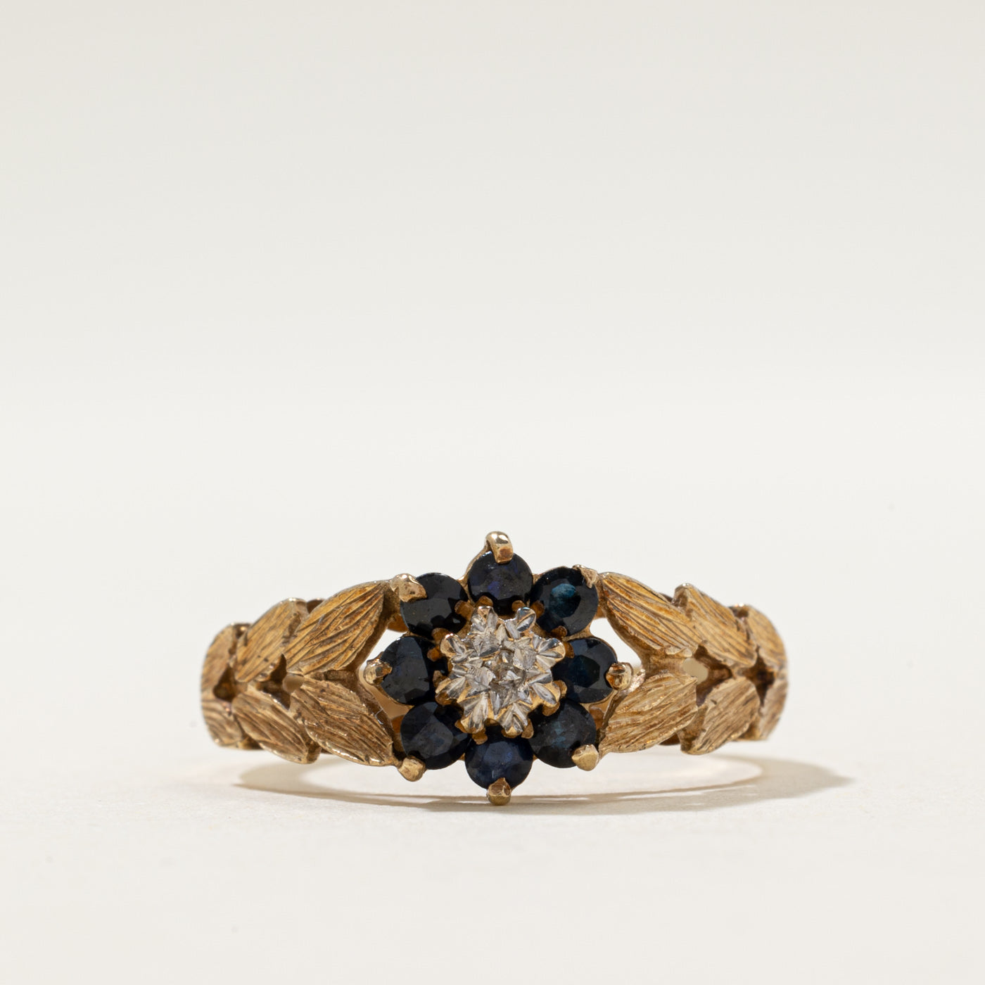 1977 London Sapphire & Diamond Petal Ring | 0.25ctw, 0.005ct | SZ 7