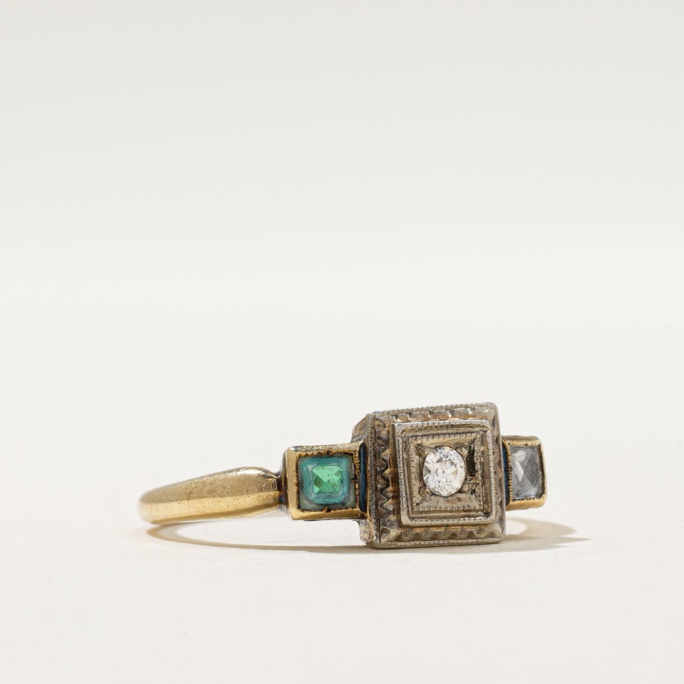 Canadian Pseudo Hallmarked Diamond & Pasté Glass Ring | 0.04ct, 0.14ctw | SZ 6.25