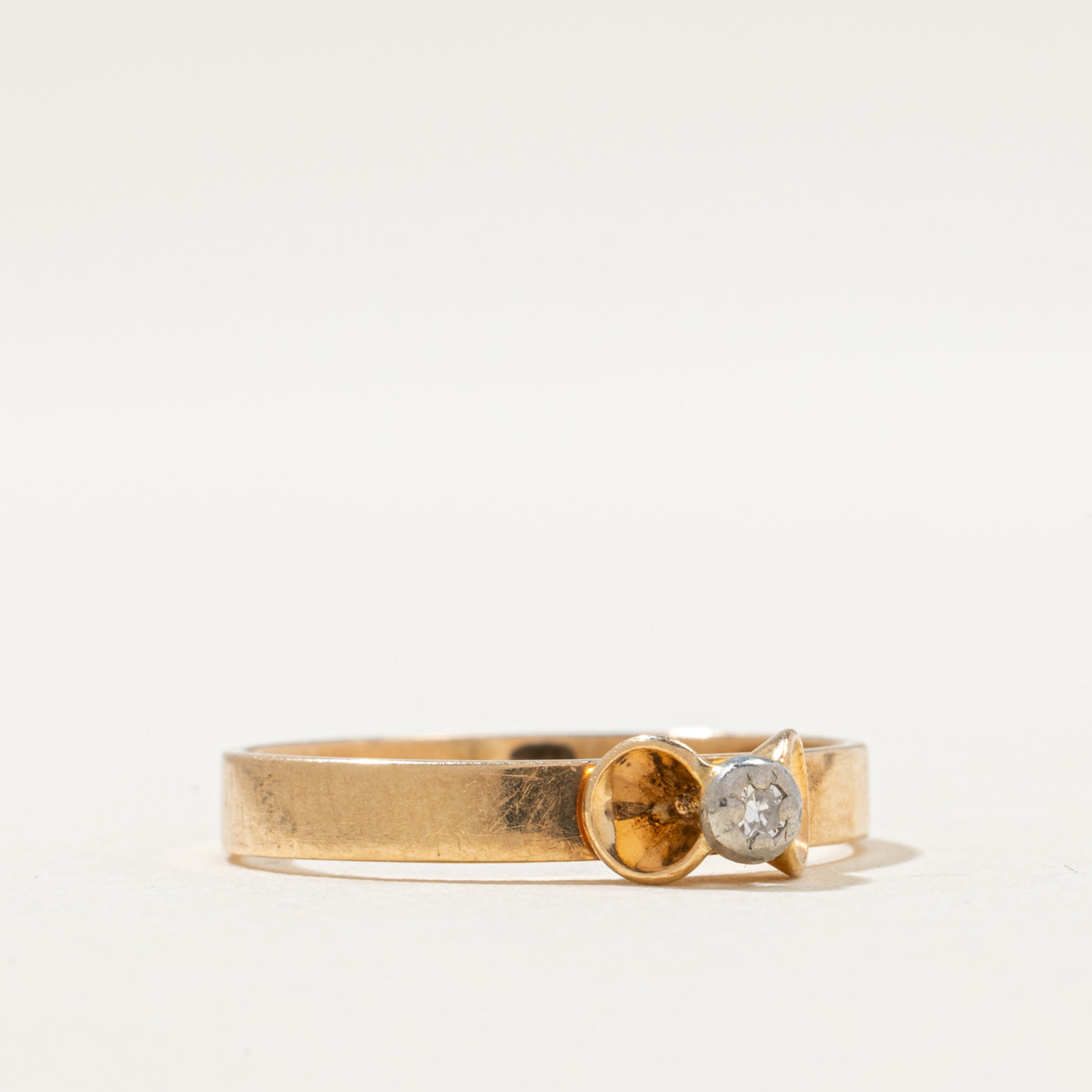 Finnish Single Stone Diamond Bow Ring | 0.02ct | SZ 6