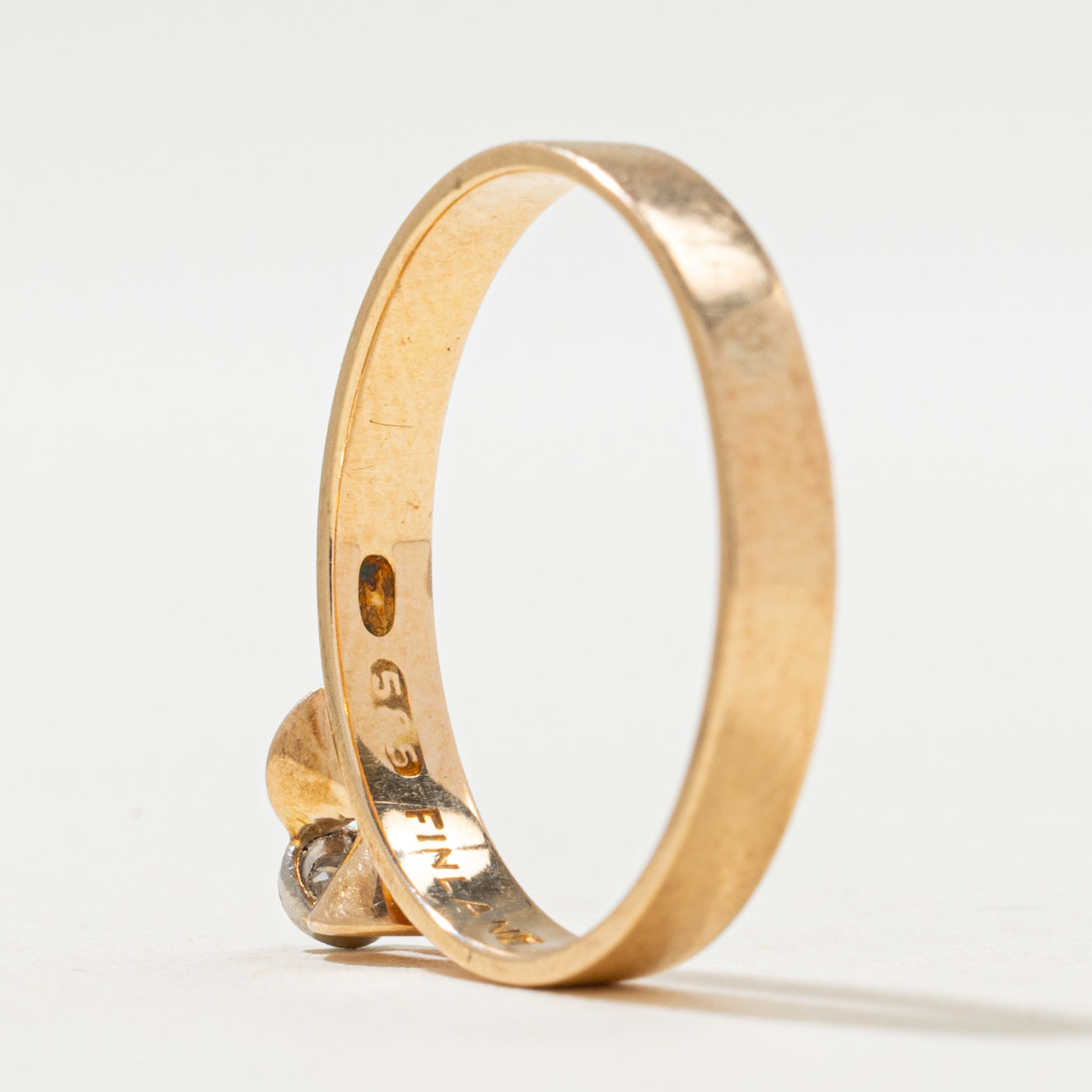 Finnish Single Stone Diamond Bow Ring | 0.02ct | SZ 6