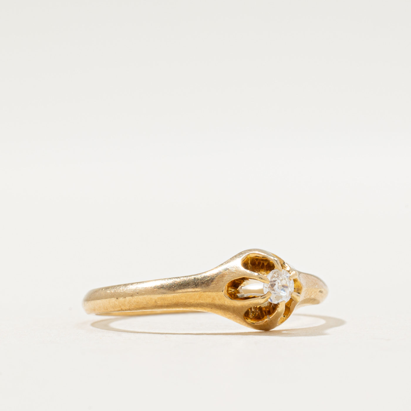 Belcher Set Diamond Ring | 0.06ct | SZ 6.25
