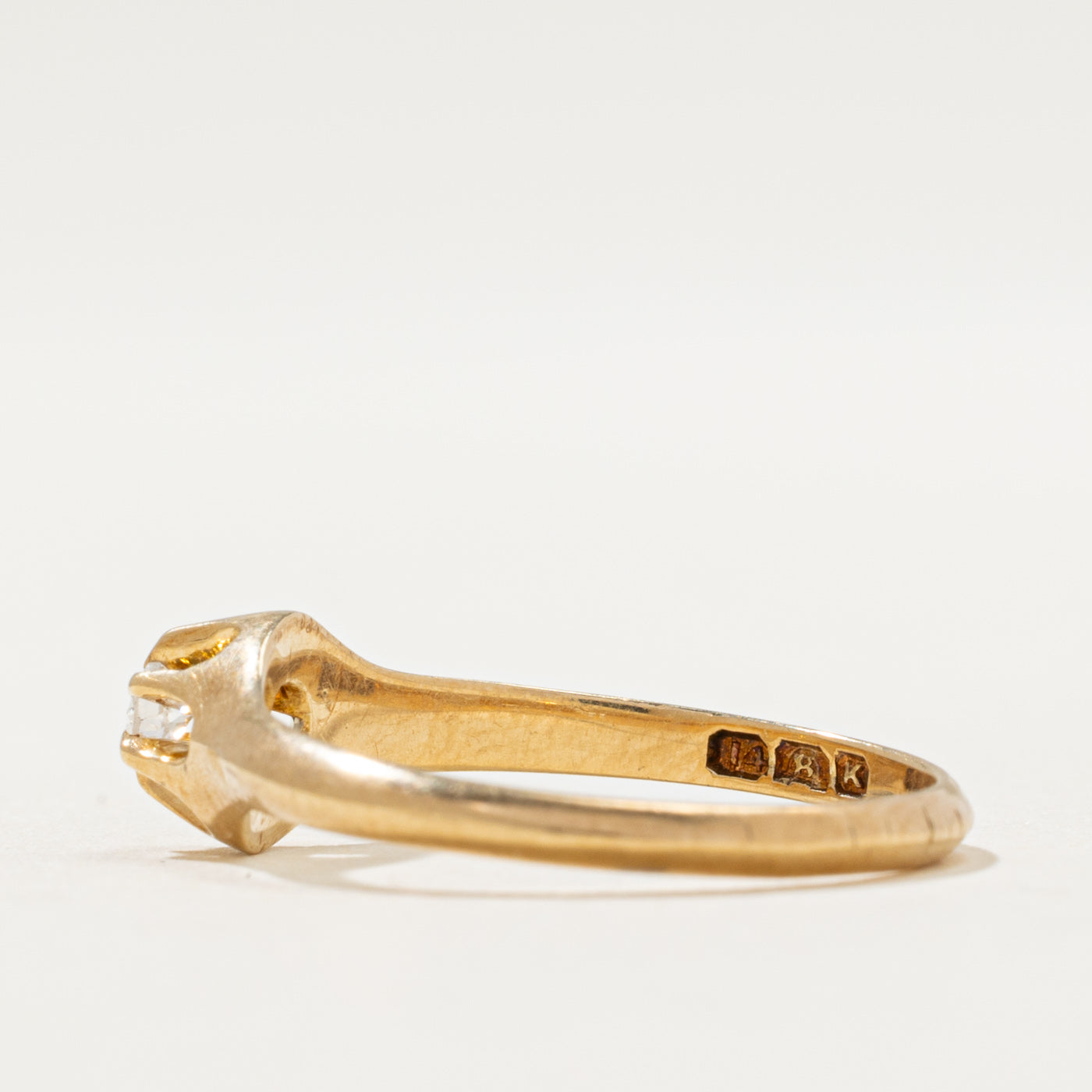 Belcher Set Diamond Ring | 0.06ct | SZ 6.25