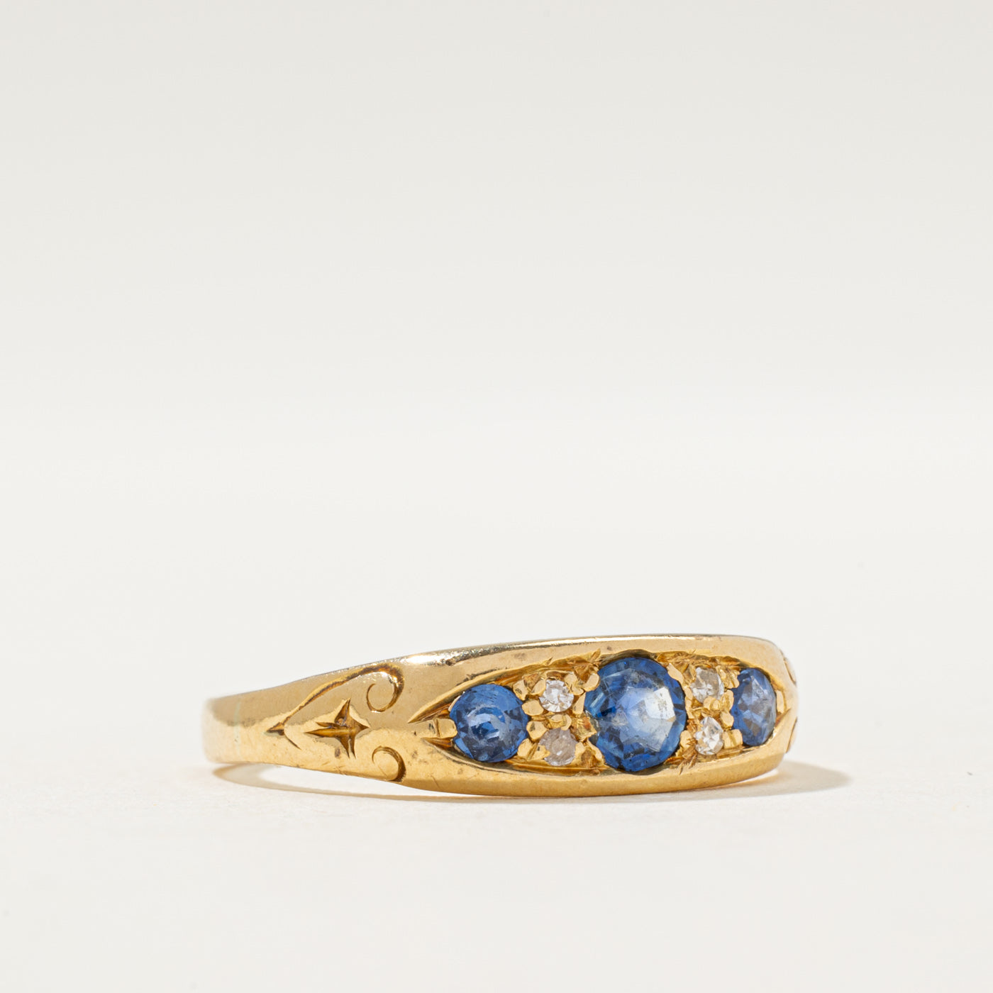 18k Diamond & Sapphire Ring | 0.03ctw | 0.40ctw | SZ 9