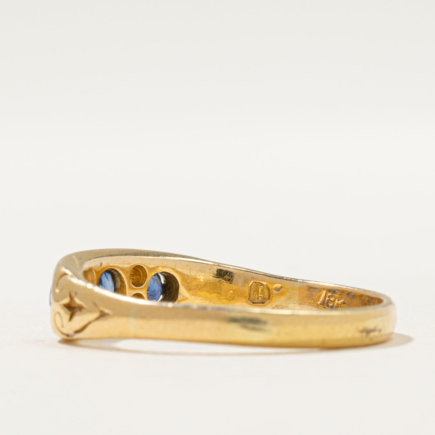 18k Diamond & Sapphire Ring | 0.03ctw | 0.40ctw | SZ 9