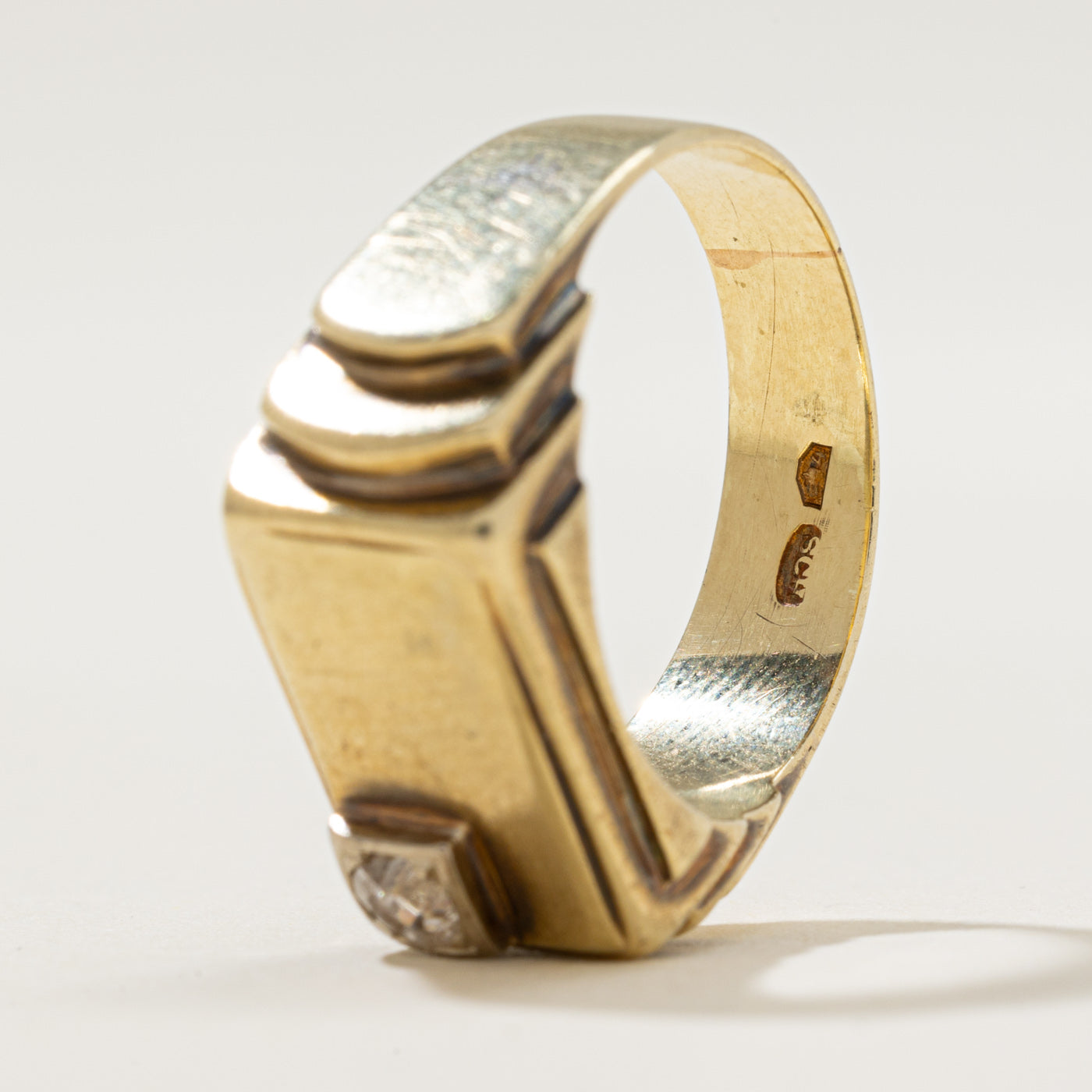 Art Deco Hungarian Diamond Grooved Statement Ring | 0.09ct | SZ 6