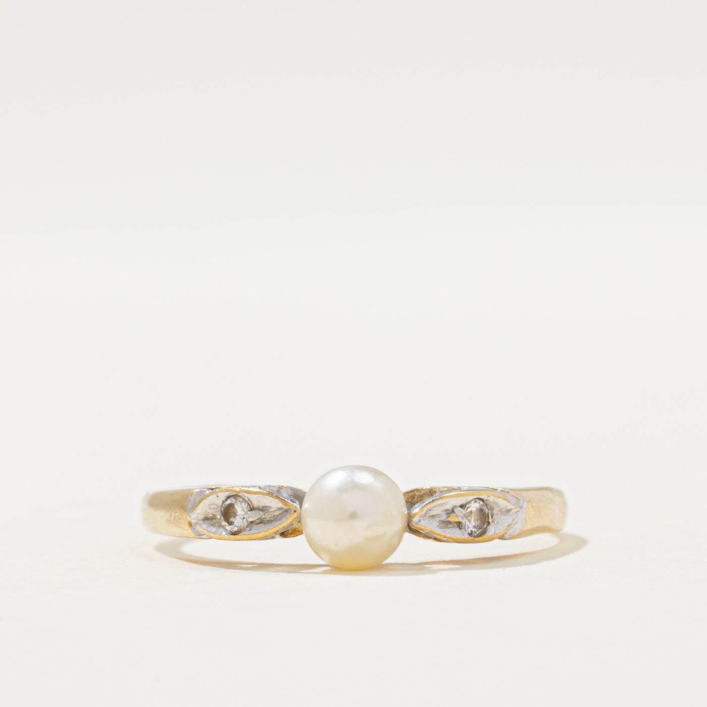 Pearl and Diamond Ring | SZ 6.25
