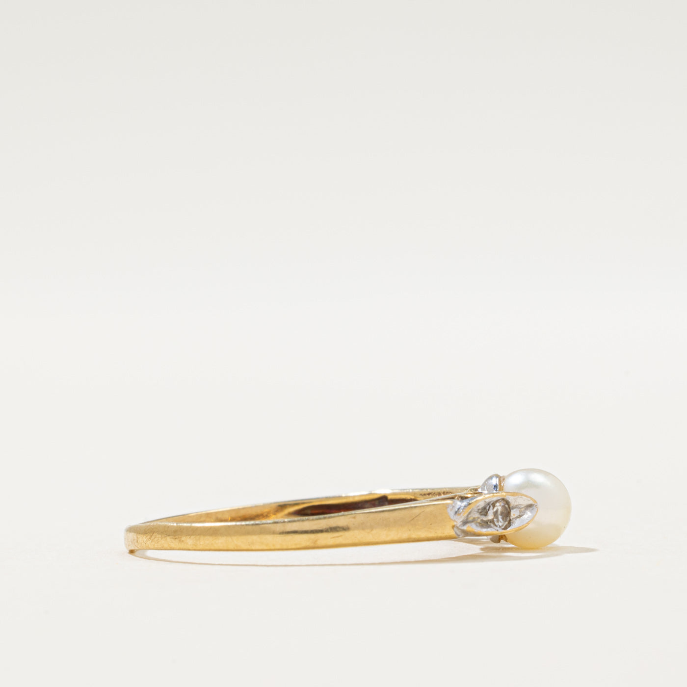 Pearl and Diamond Ring | SZ 6.25