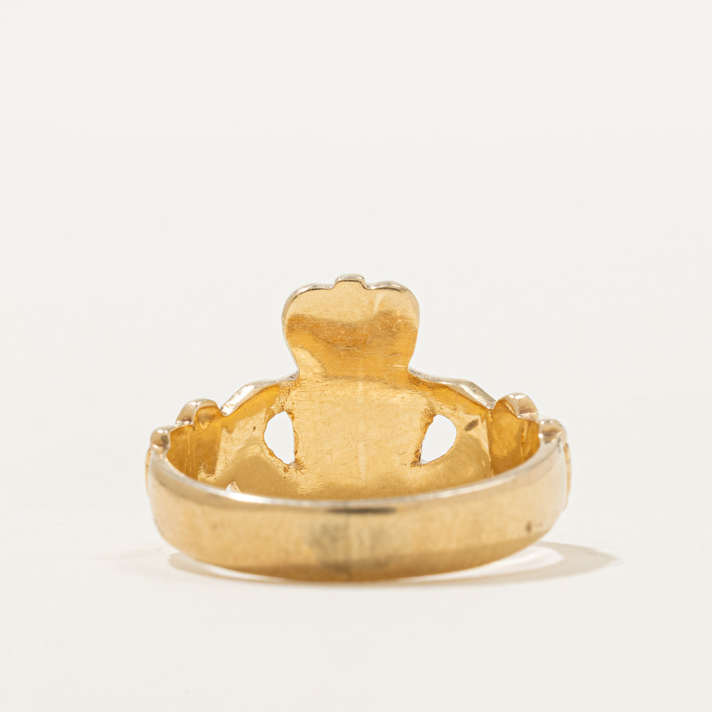 1975 Dublin 14k Yellow Gold Claddagh Ring | SZ 6.25