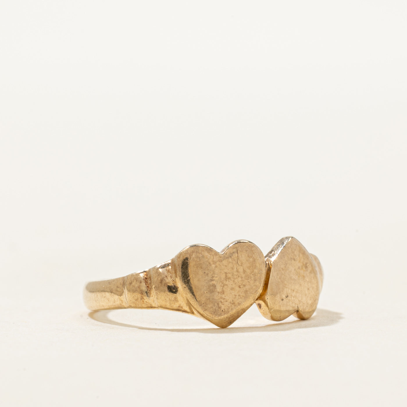1973 London 9k Yellow Gold Two Hearts Ring | SZ 5.75