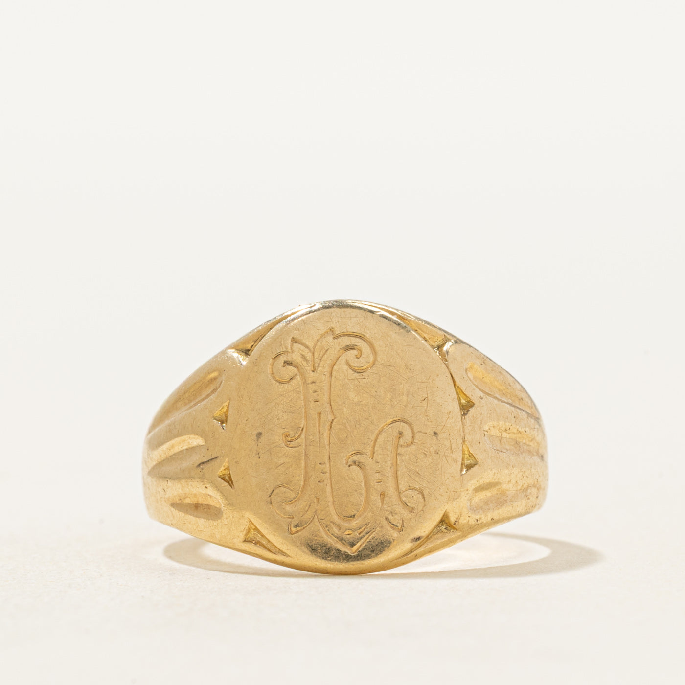 14k Yellow Gold Signet Ring | SZ 6.25