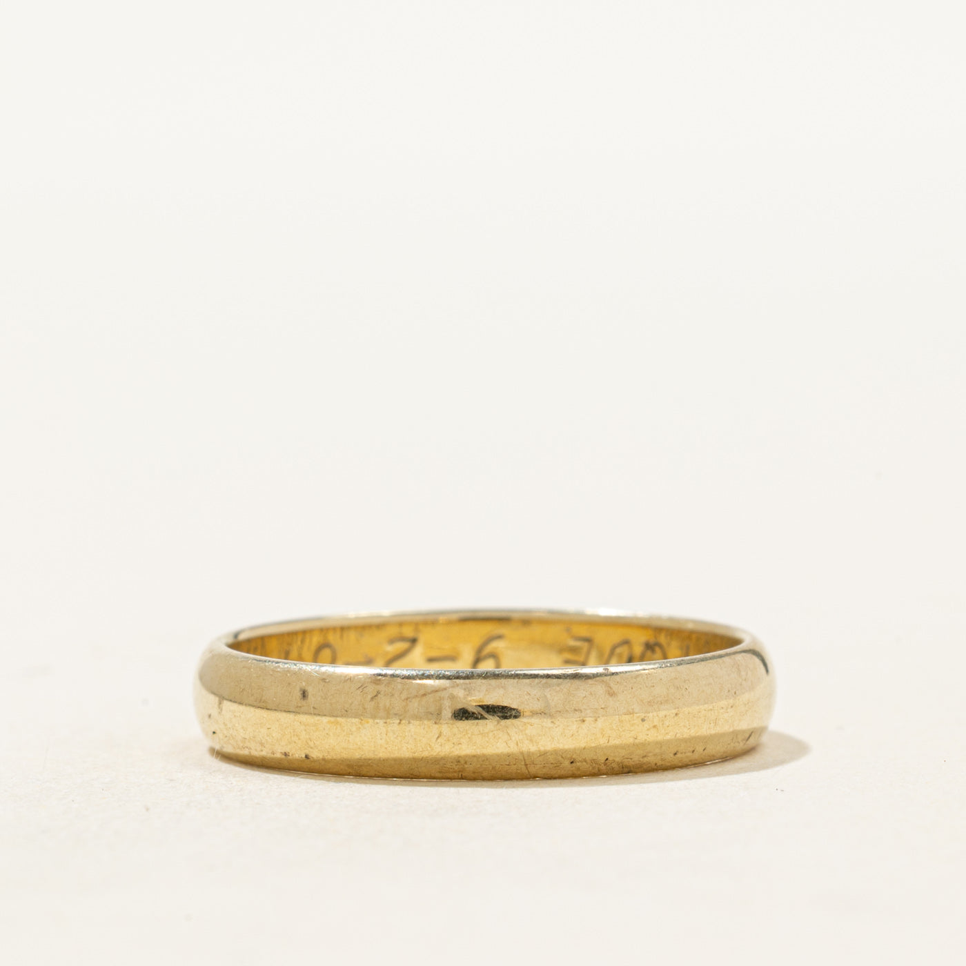 9k Yellow Gold Band | 3.88mm | SZ 8.25