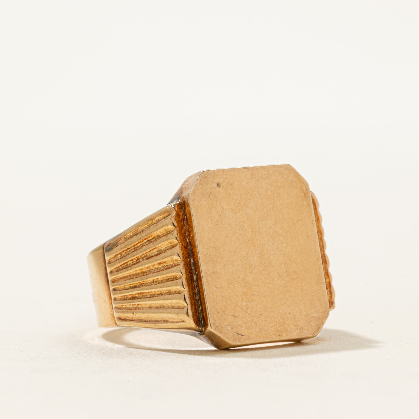 14k Yellow Gold Signet Ring | SZ 11