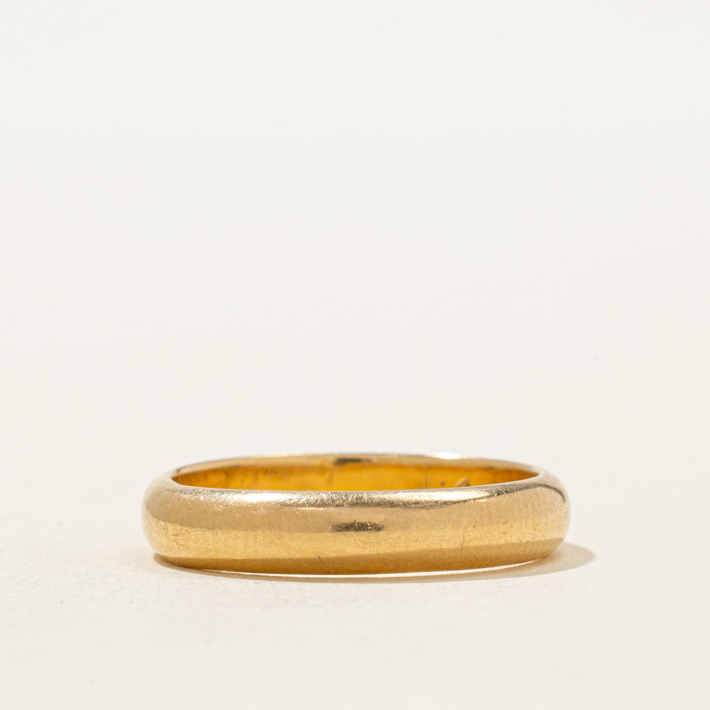 18k Yellow Gold Band | 3.95mm | SZ 7.5