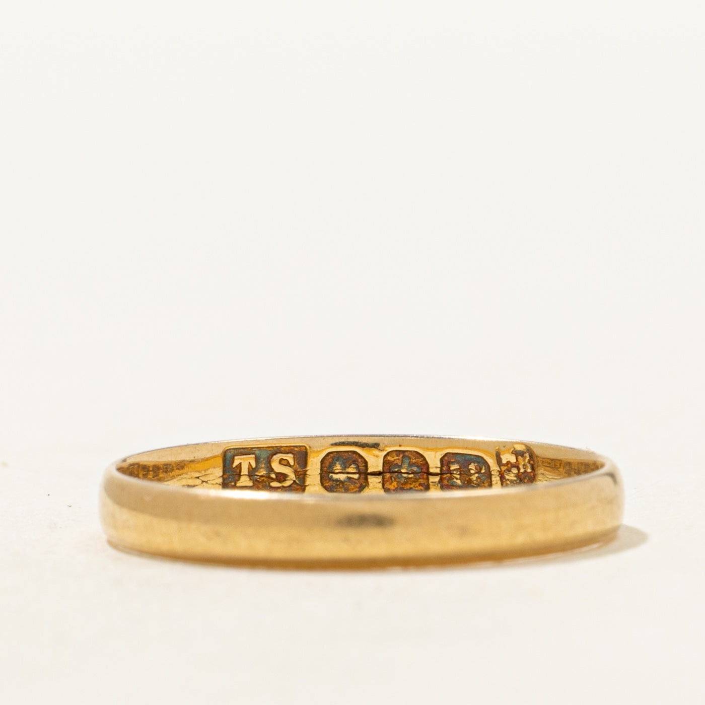 Victorian Newcastle 18k Yellow Gold Band | 2.50mm | SZ 5