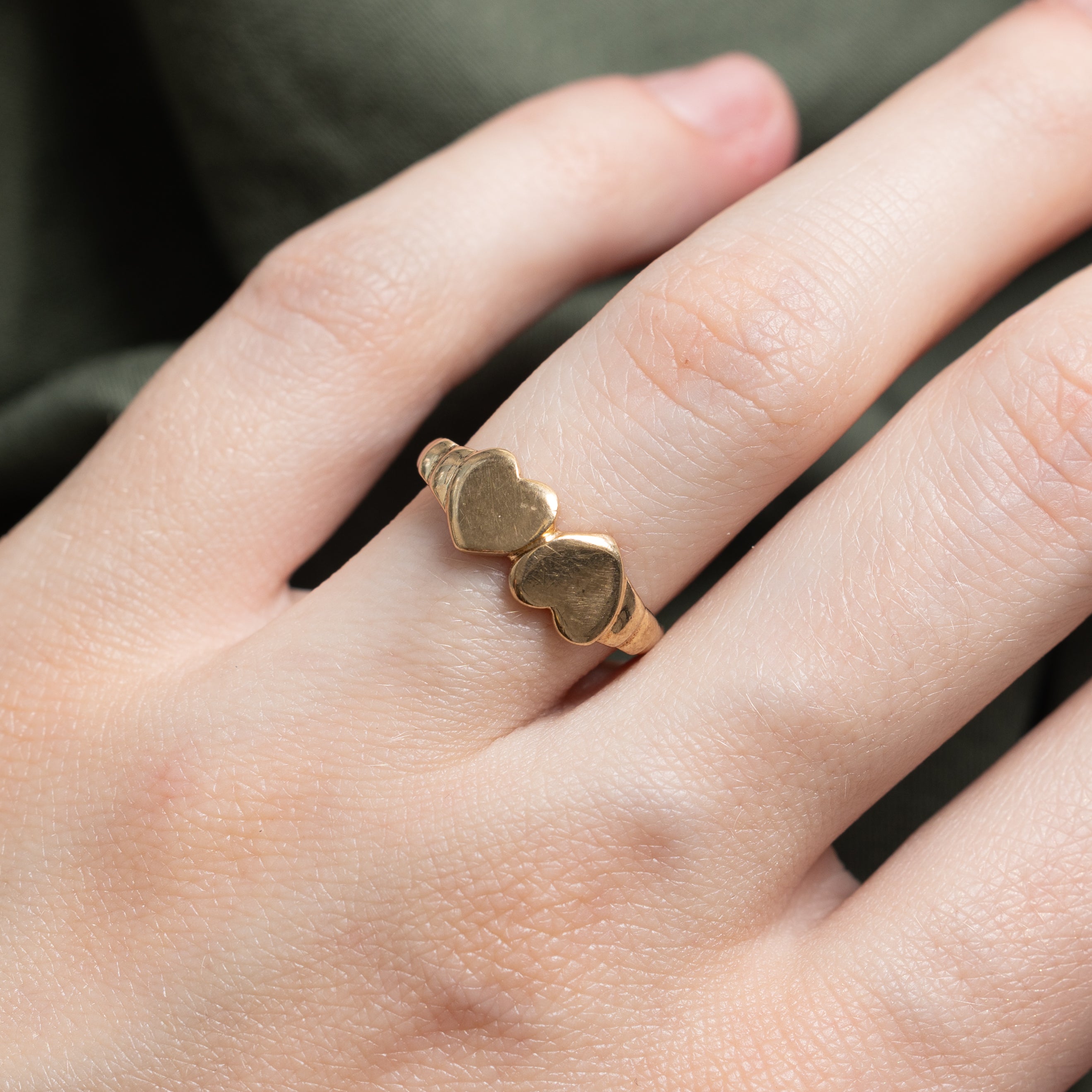 1973 London 9k Yellow Gold Two Hearts Ring | SZ 5.75