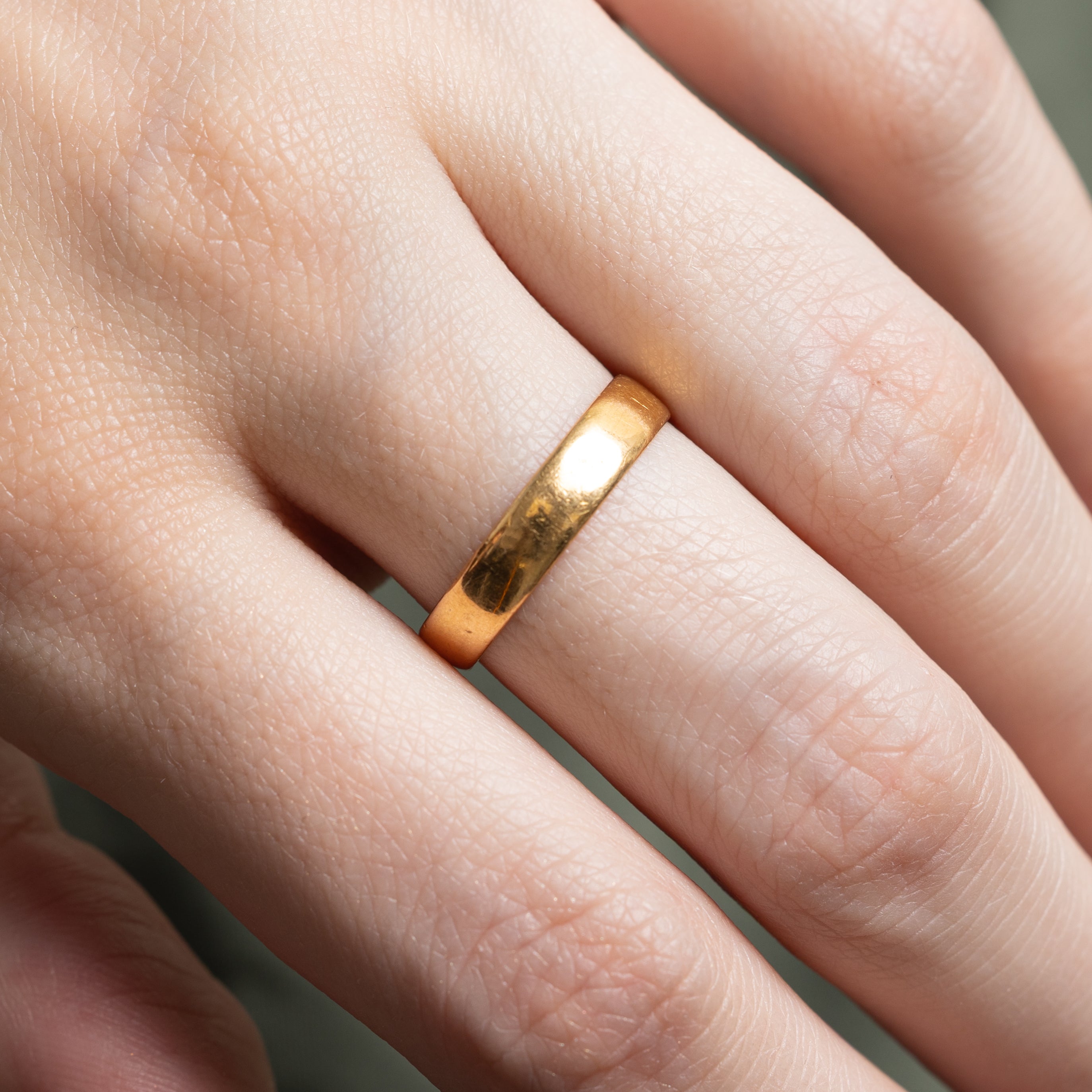 Antique Birmingham 22k Yellow Gold Band | 3.96mm | SZ 7.5