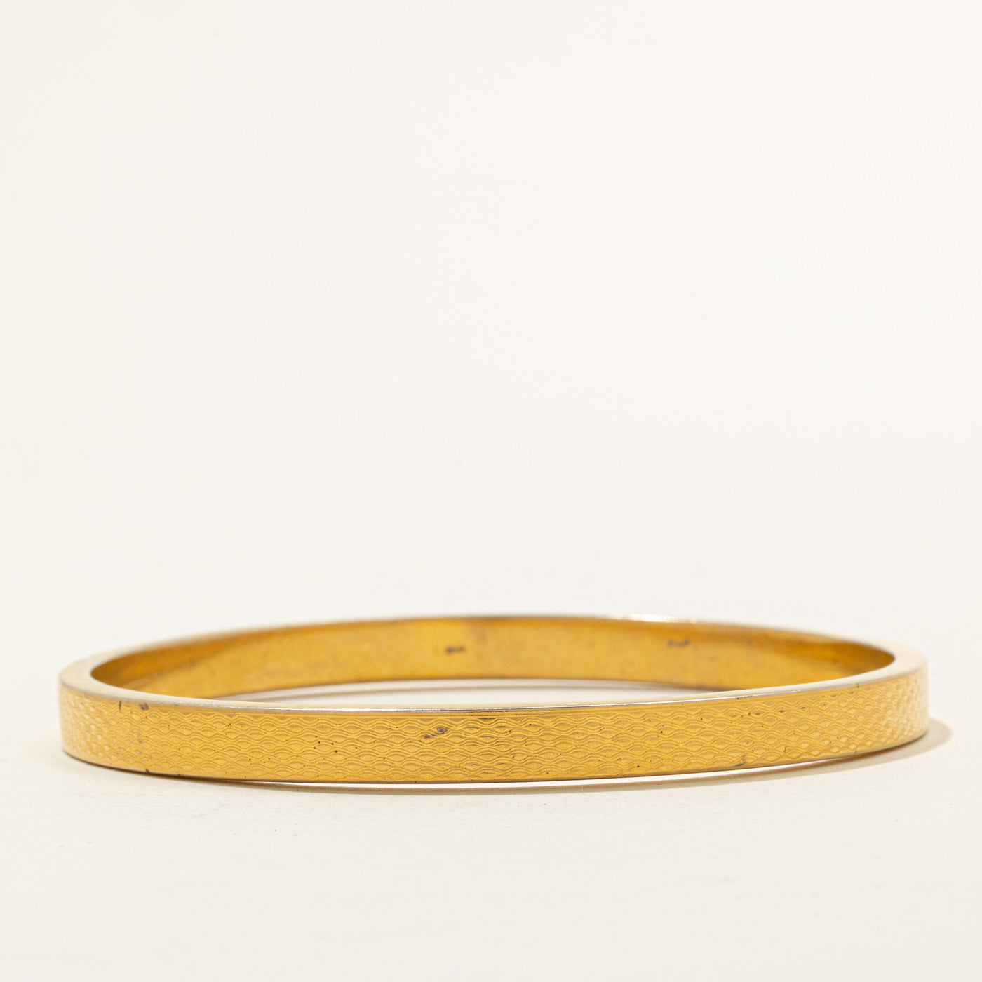 1928 Chester 9K Yellow Gold Circle Bangle | 6.30mm |8.75" |