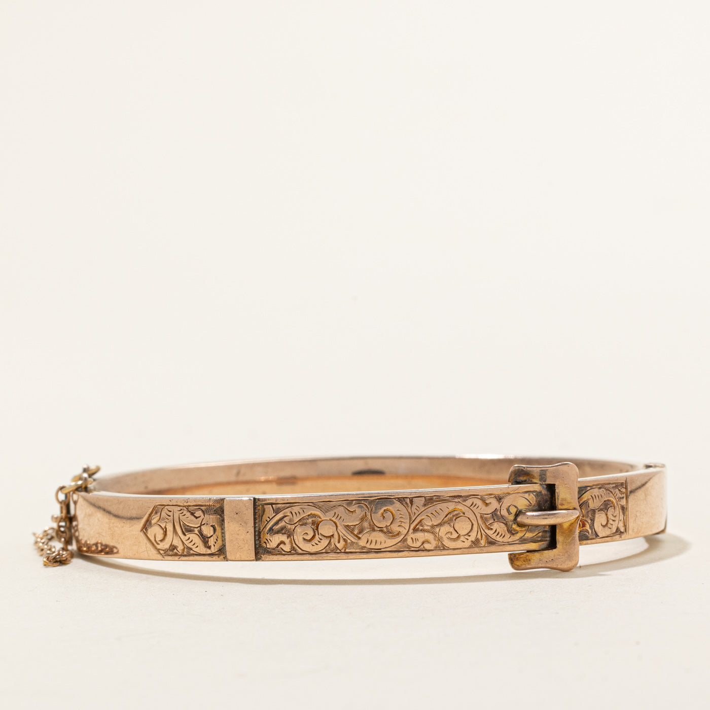 1895 Birmingham 9K Rose Gold Engraved Buckle Bangle | 6.81mm | 6.5" |