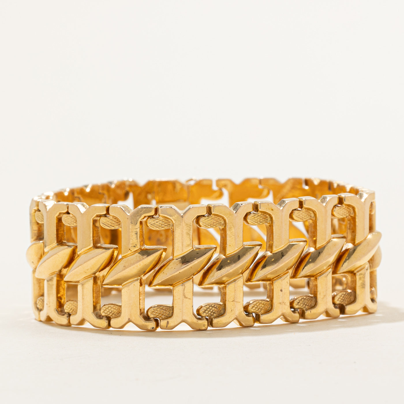 Vintage Italian 18K Yellow Gold Fancy Geometric Thick Chain Bracelet |