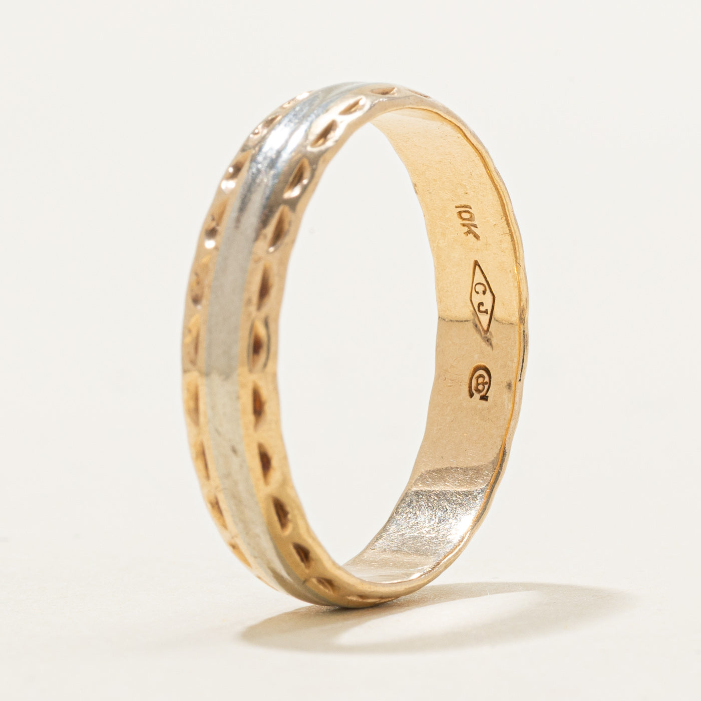 Bague vintage canadienne en or bicolore texturé 10 carats | 4,85 mm | Taille 11,5 |