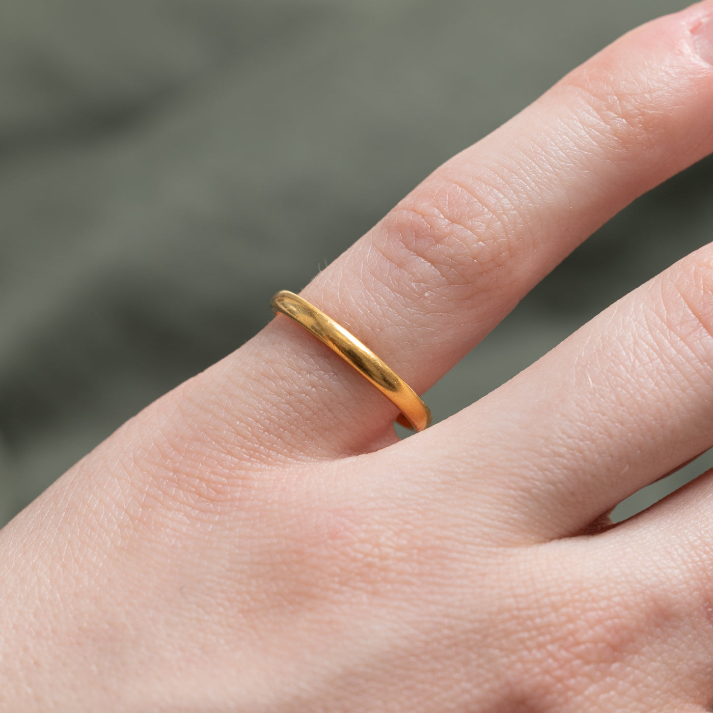 1928 London 22K Yellow Gold Thin Band | 2.14mm | SZ 5 |