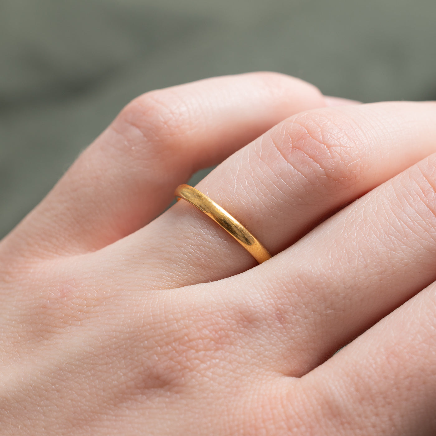 1929 London 22K Yellow Gold Thin Band | 2.31mm | SZ 5.5 |