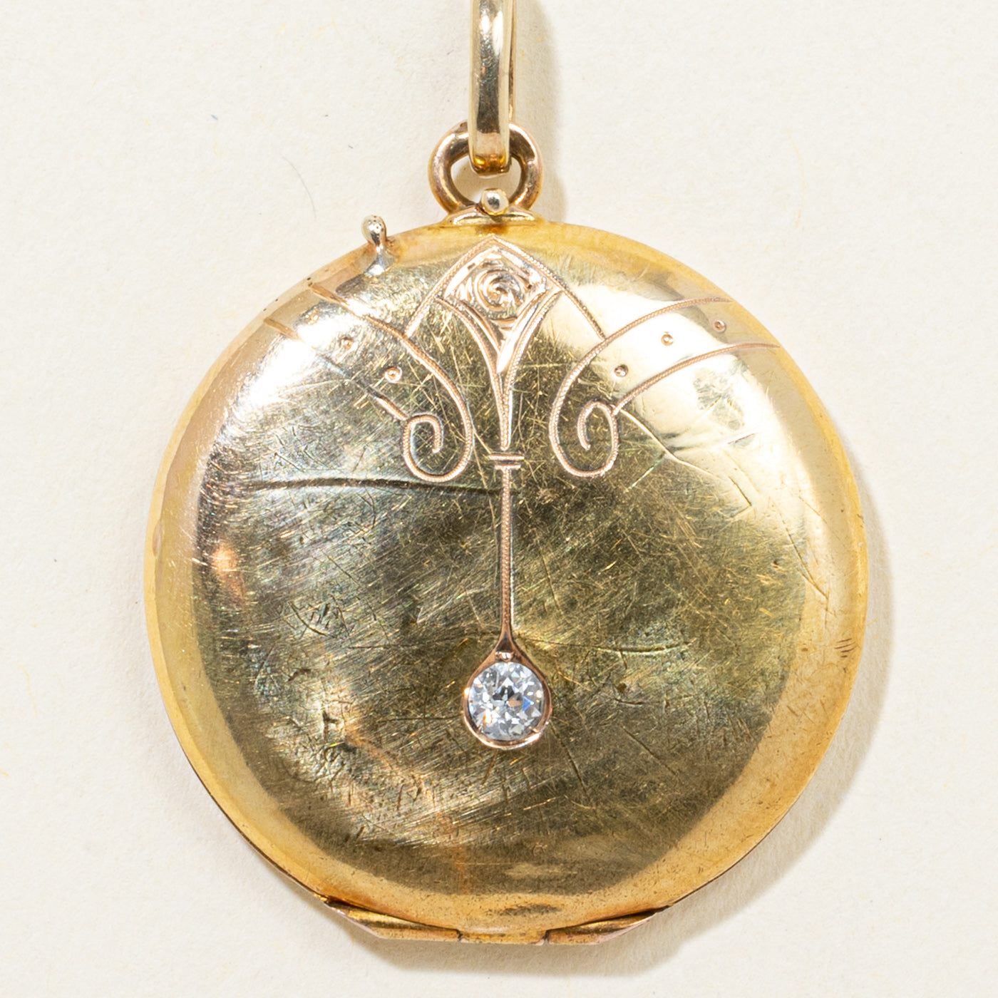 Old European Cut Diamond Engraved Locket | 0.11ct