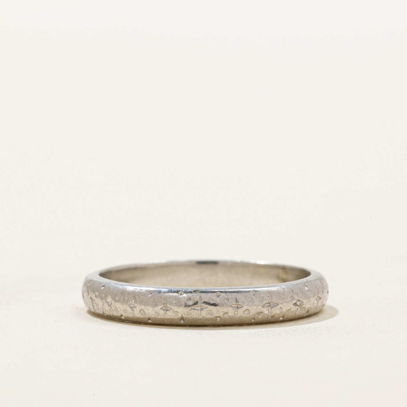 Platinum Pattern Engraved Band | SZ 6